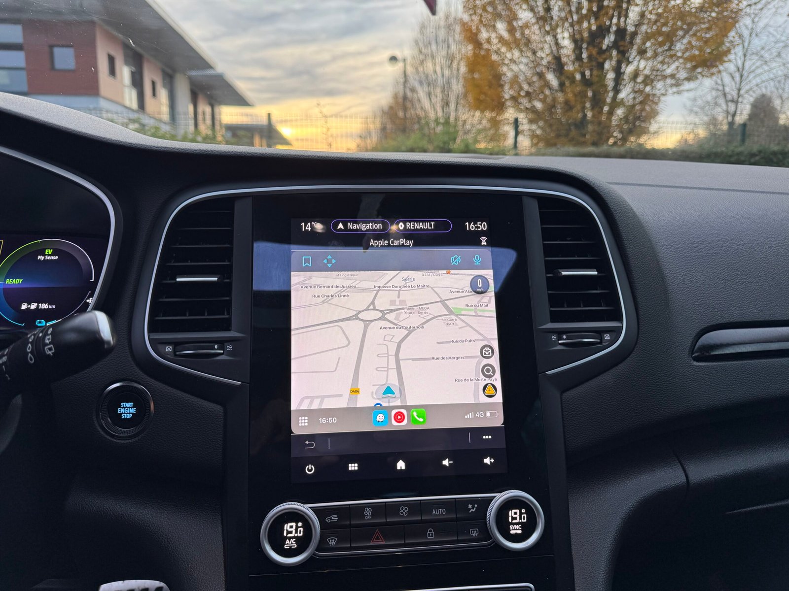 RENAULT Mégane IV Rs line Phase 2 Hatchback E-TECH 1.6 16V GPF 158 Plug in Hybrid S&S 90 cv Boîte auto