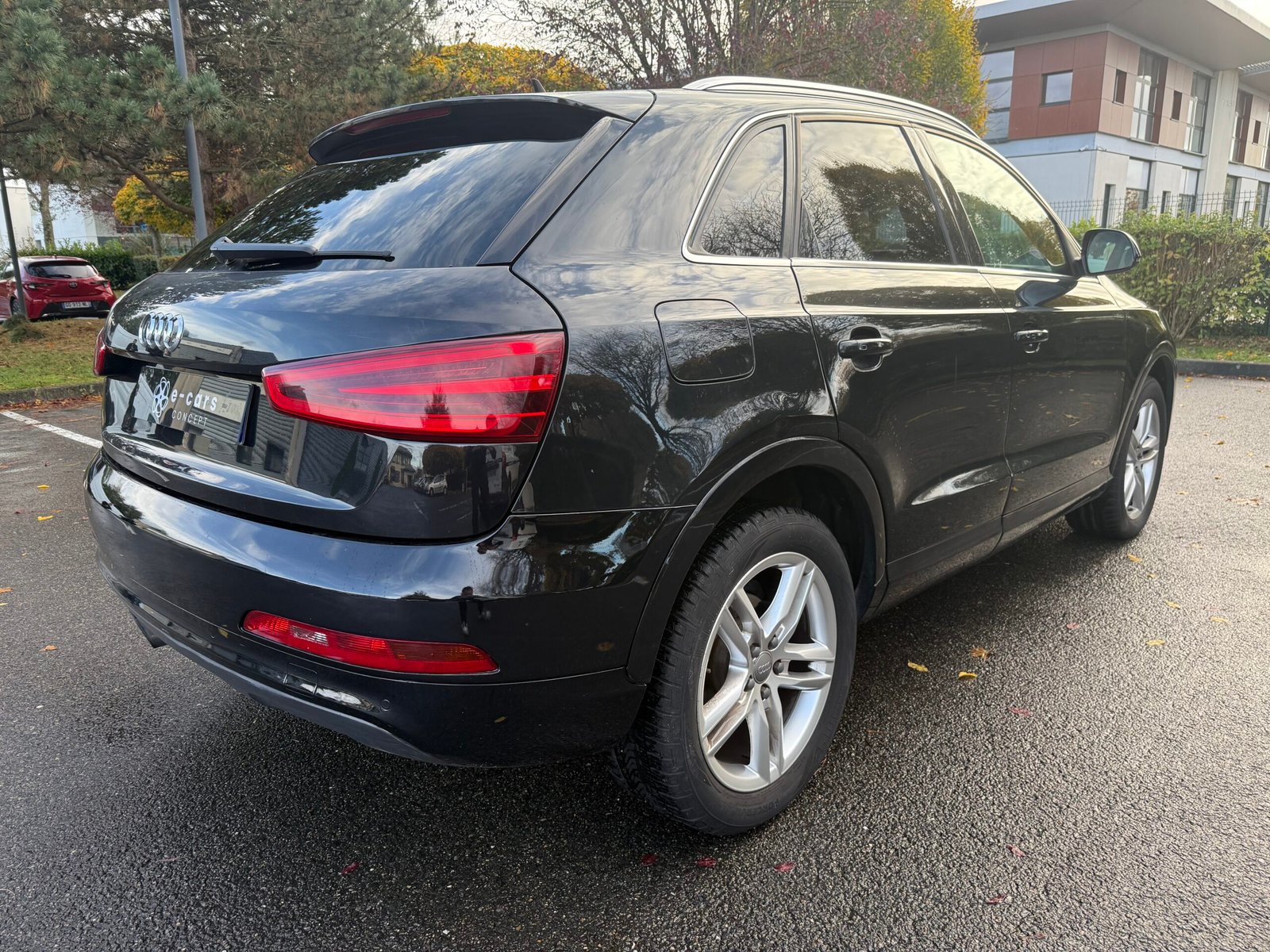 AUDI Q3 AMBITION LUXE Série 1 (8U) Quattro 2.0 TFSI 16V S Tronic7 211 cv Boîte auto