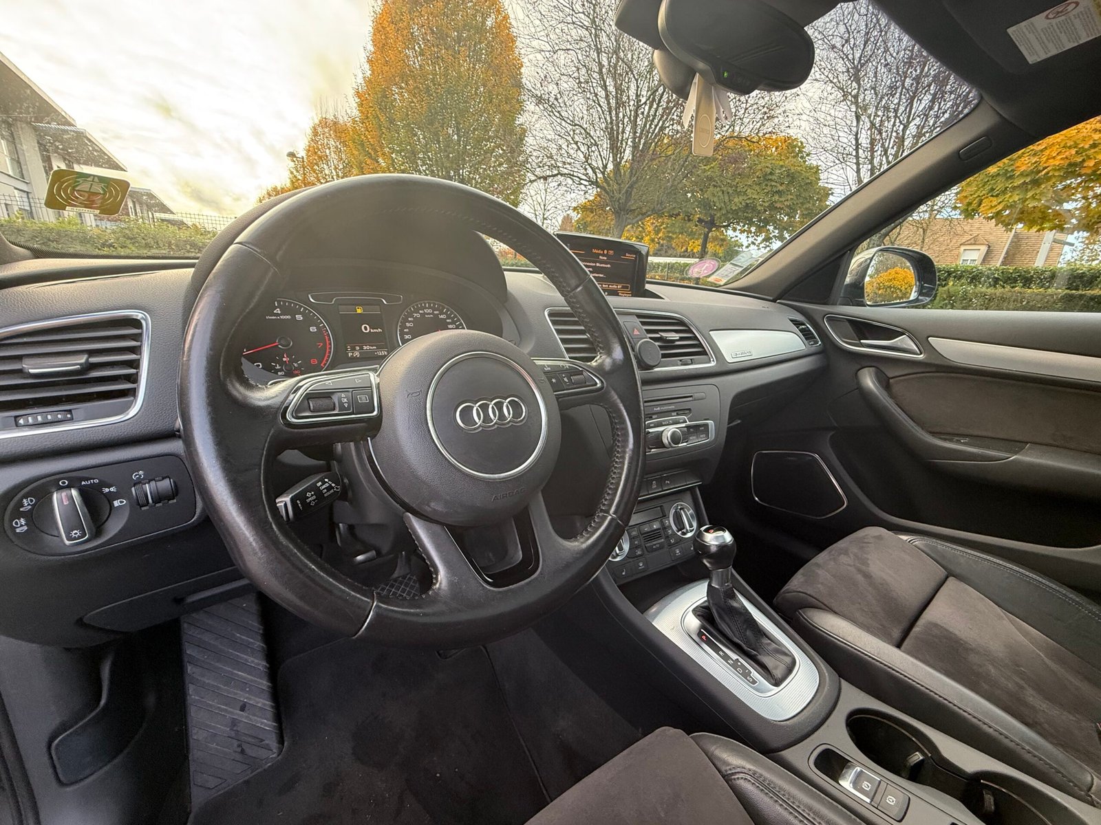 AUDI Q3 AMBITION LUXE Série 1 (8U) Quattro 2.0 TFSI 16V S Tronic7 211 cv Boîte auto