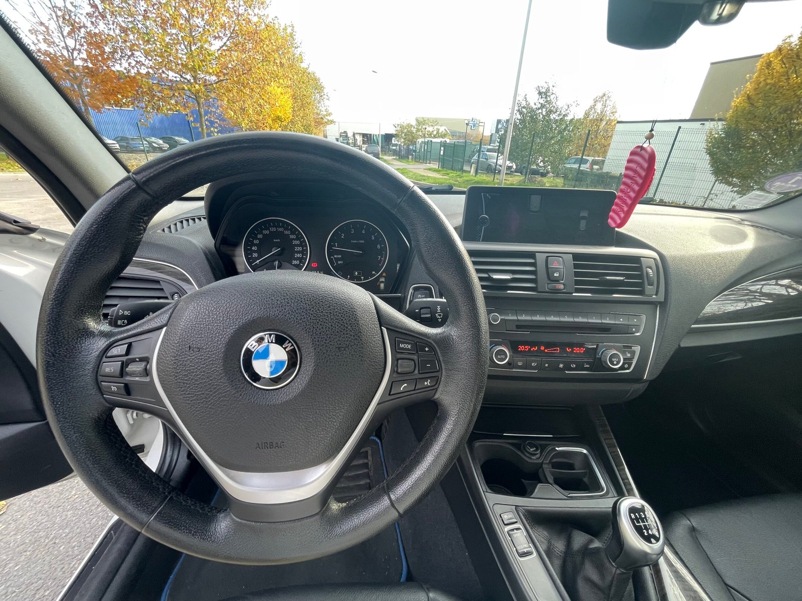 BMW Série 1 118i “Lounge plus” 170 CH