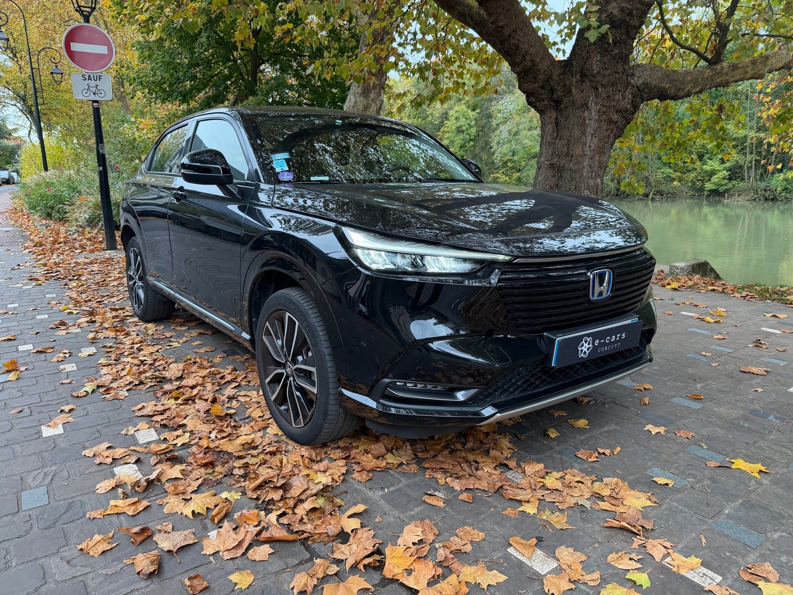 HONDA HR-V III 1.5 i-MMD Hybrid e-CVT 131ch “Advance”