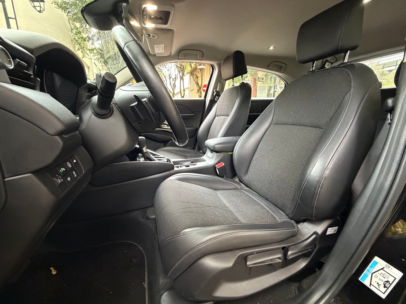 HONDA HR-V III 1.5 i-MMD Hybrid e-CVT 131ch “Advance”