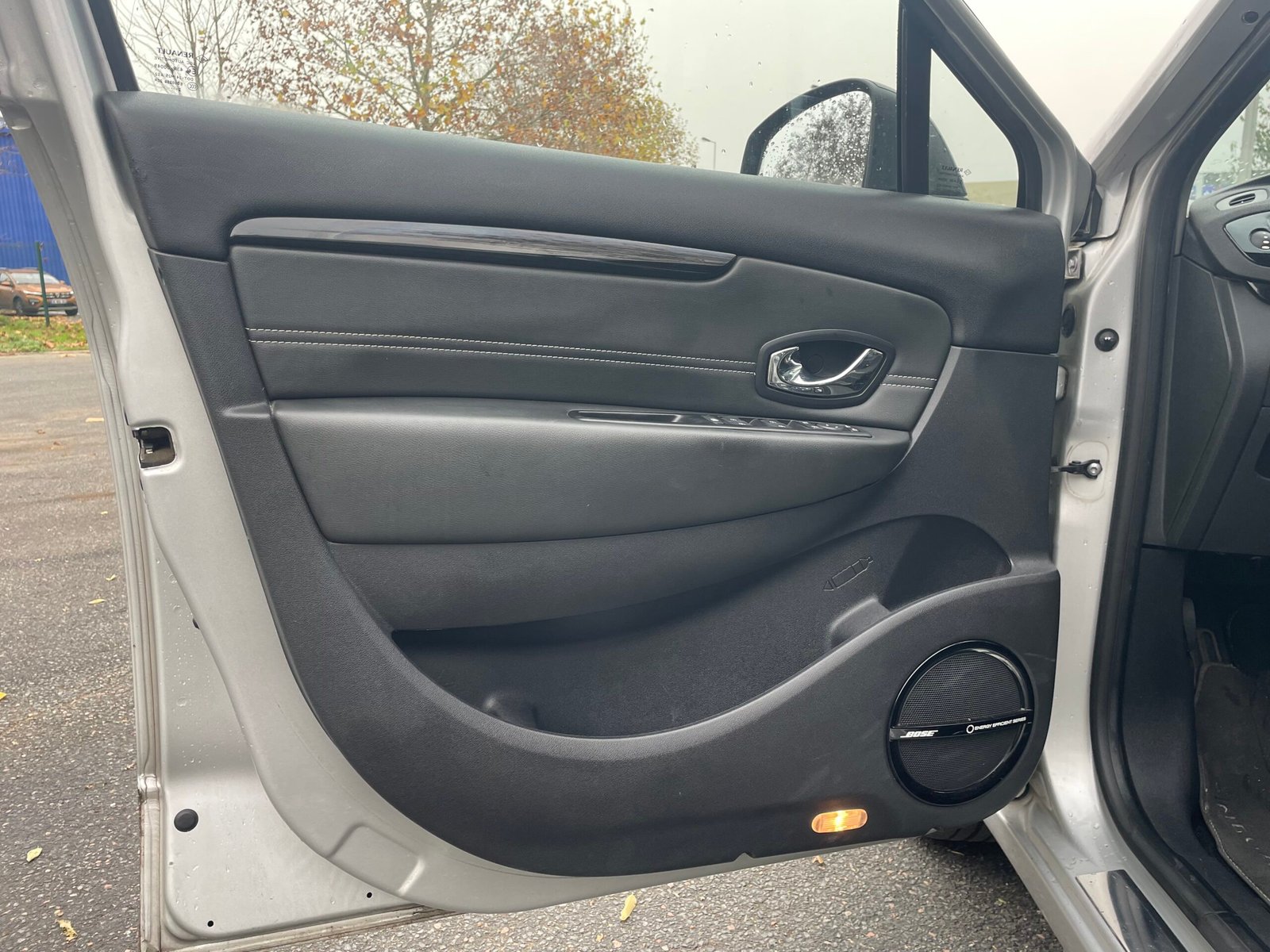 RENAULT Scénic III “Bose” Phase 2 1.5 dCi S&S 110 CH