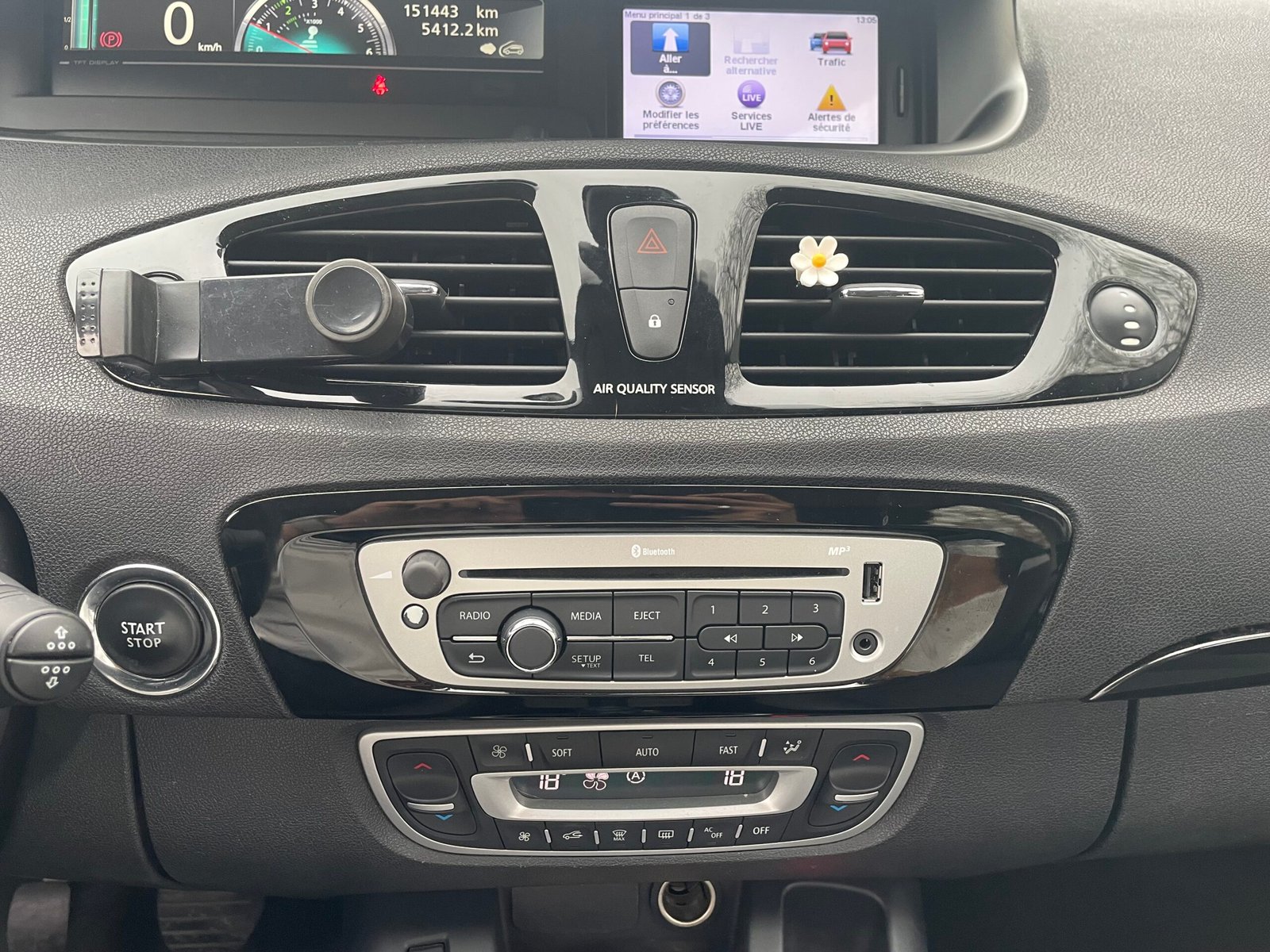 RENAULT Scénic III “Bose” Phase 2 1.5 dCi S&S 110 CH