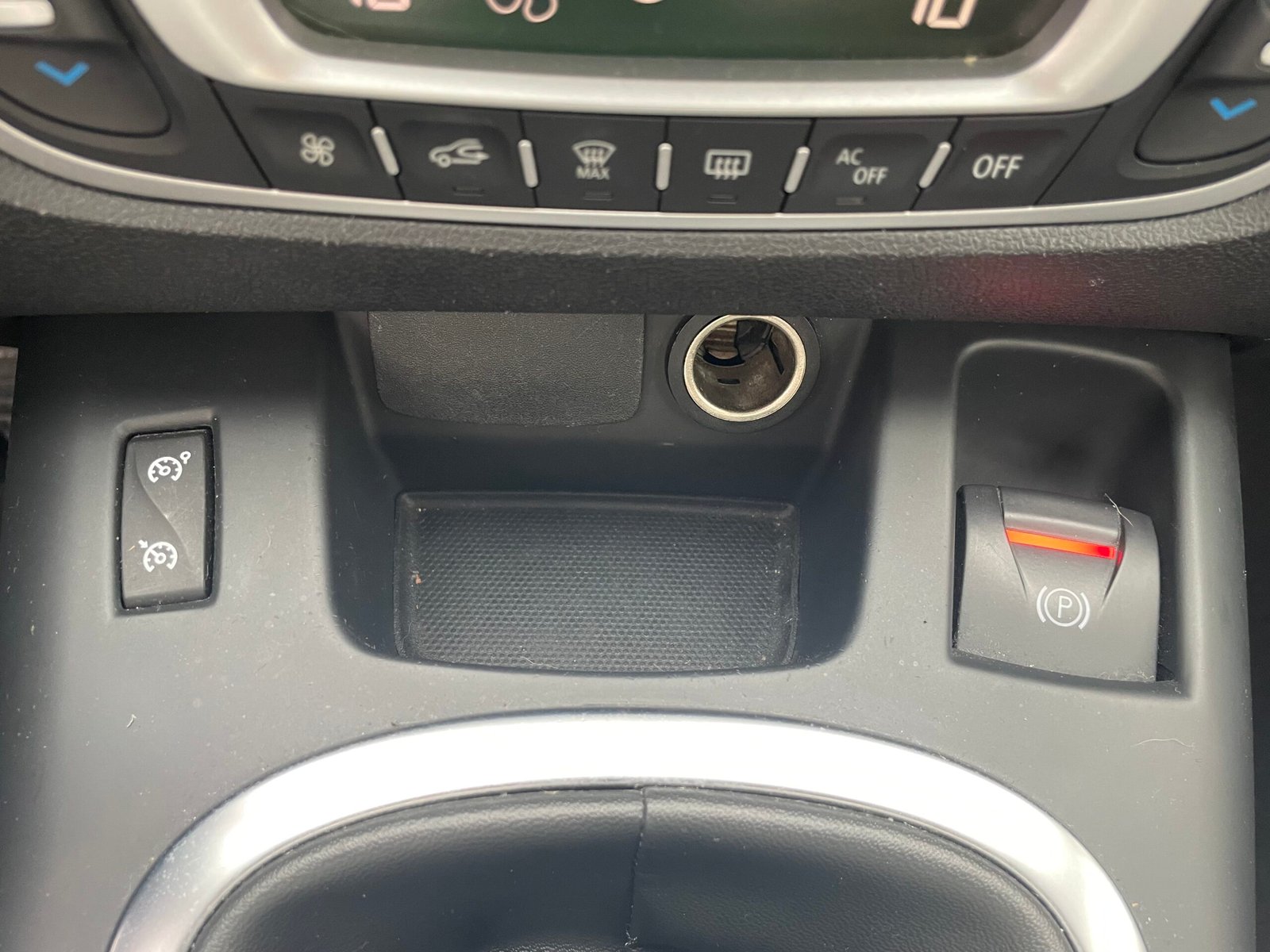 RENAULT Scénic III “Bose” Phase 2 1.5 dCi S&S 110 CH