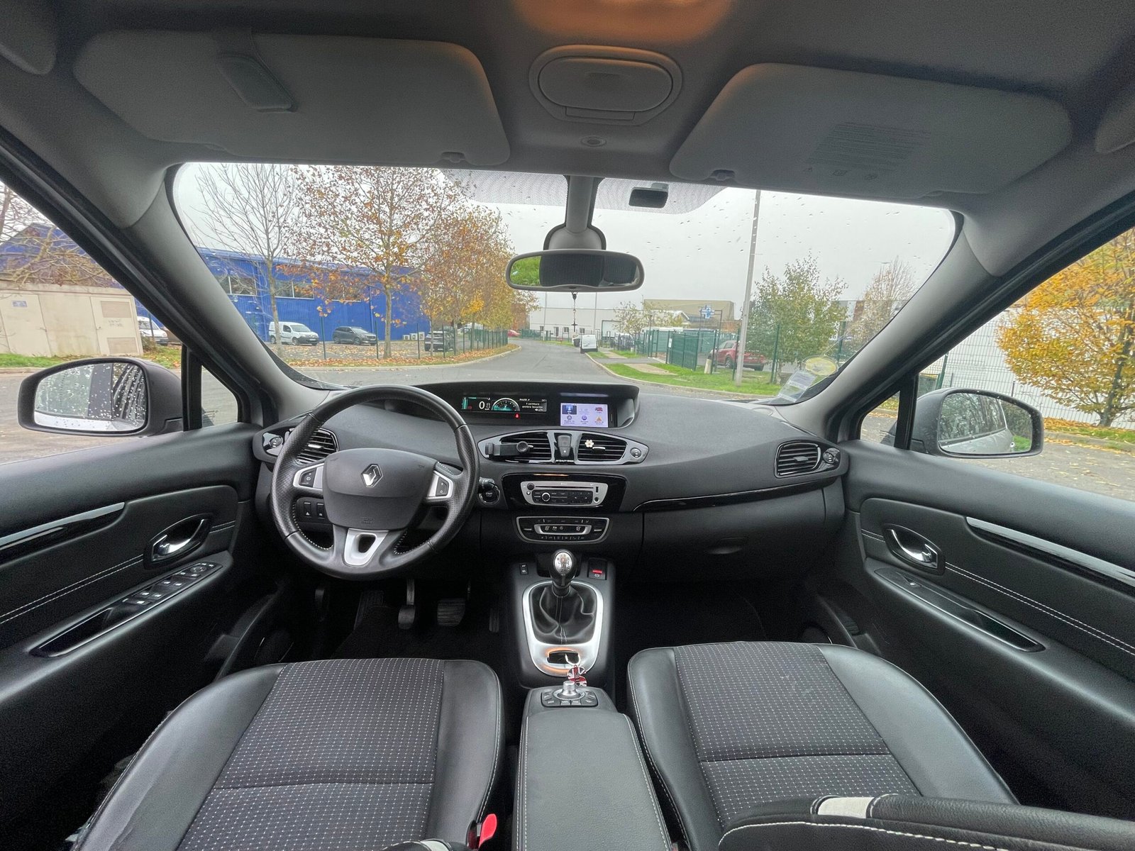 RENAULT Scénic III “Bose” Phase 2 1.5 dCi S&S 110 CH