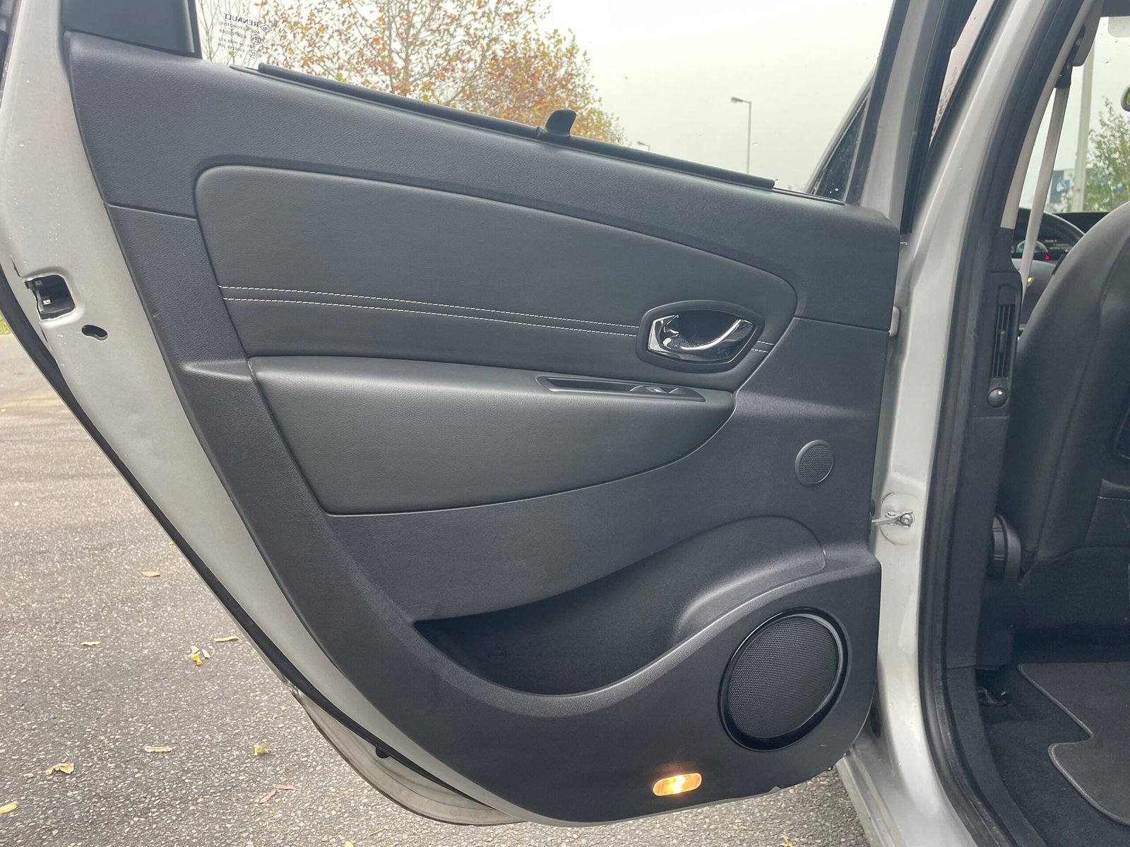 RENAULT Scénic III “Bose” Phase 2 1.5 dCi S&S 110 CH