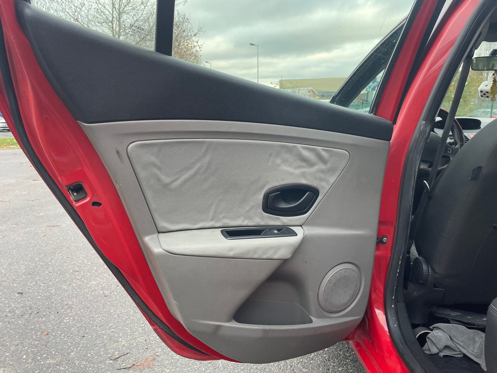 RENAULT Mégane (III) 1.5 dCi FAP 110 CH