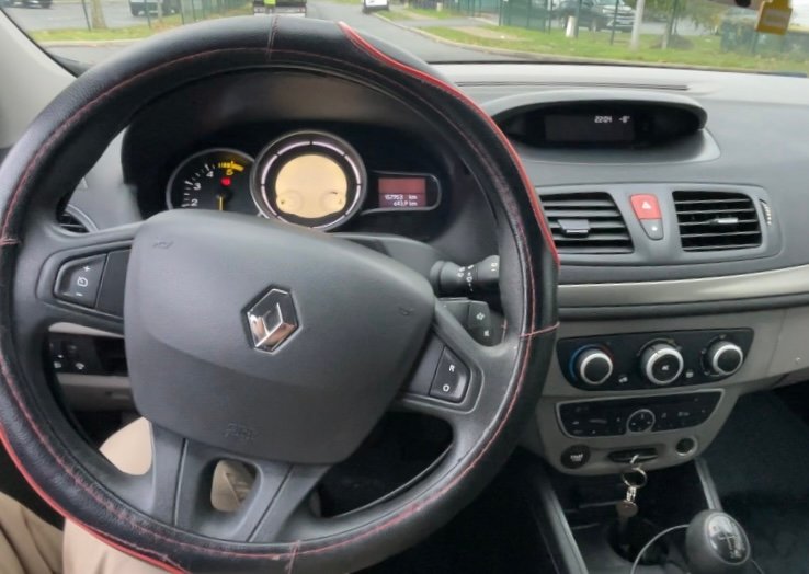 RENAULT Mégane (III) 1.5 dCi FAP 110 CH