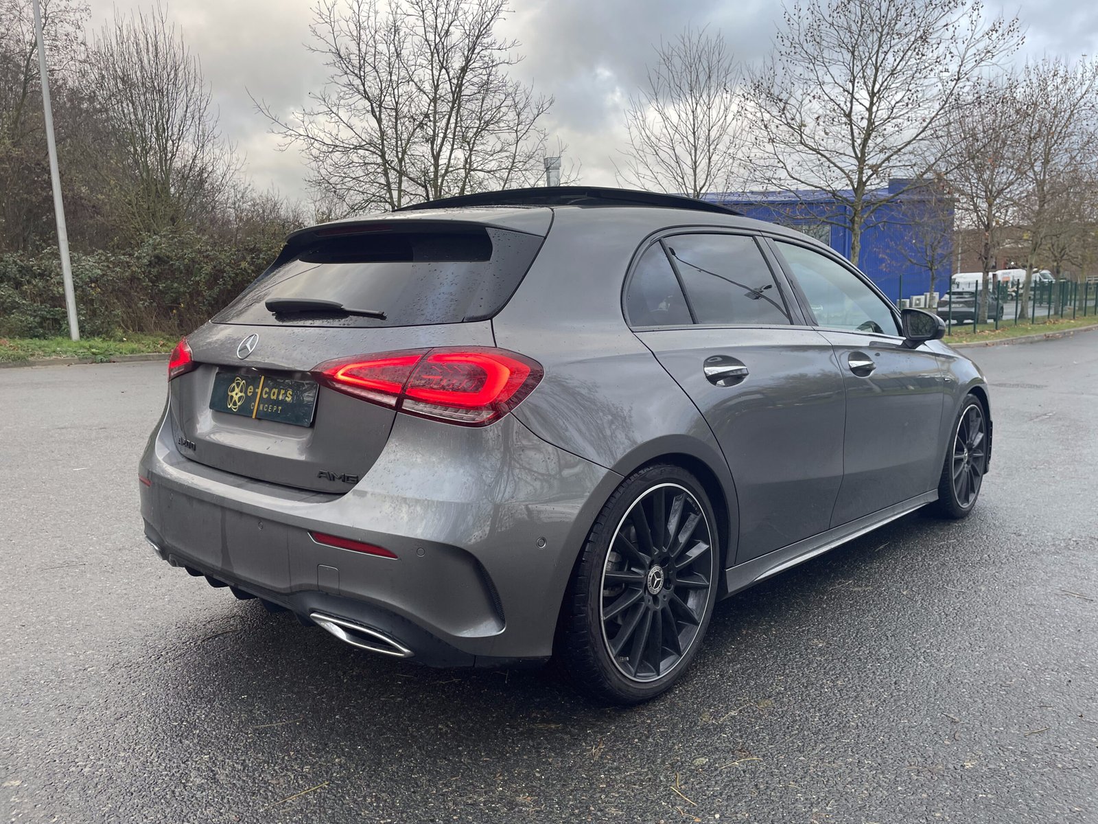 MERCEDES-BENZ Classe A “AMG Line” 200 d 8G-DCT 150 CH