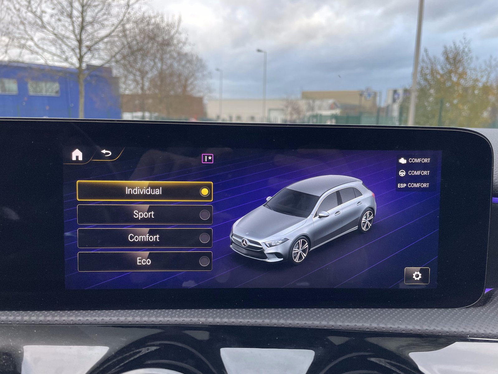 MERCEDES-BENZ Classe A “AMG Line” 200 d 8G-DCT 150 CH