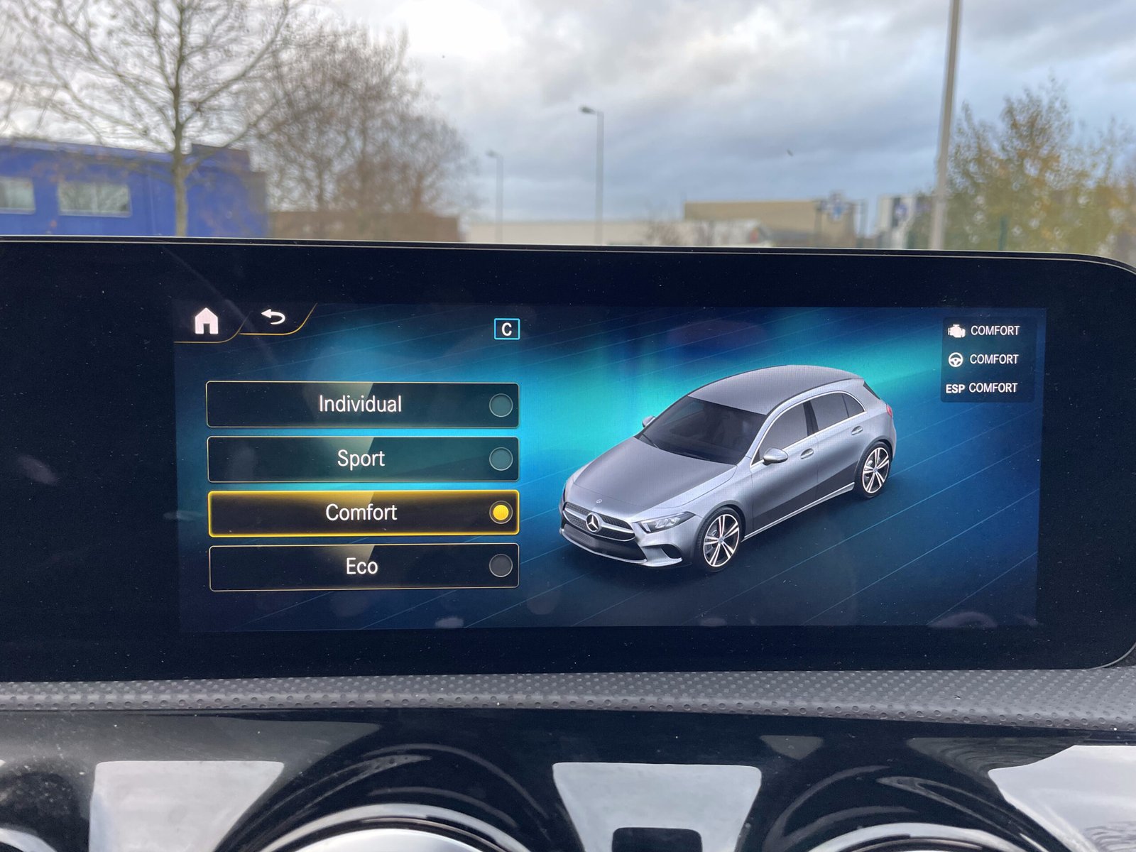 MERCEDES-BENZ Classe A “AMG Line” 200 d 8G-DCT 150 CH