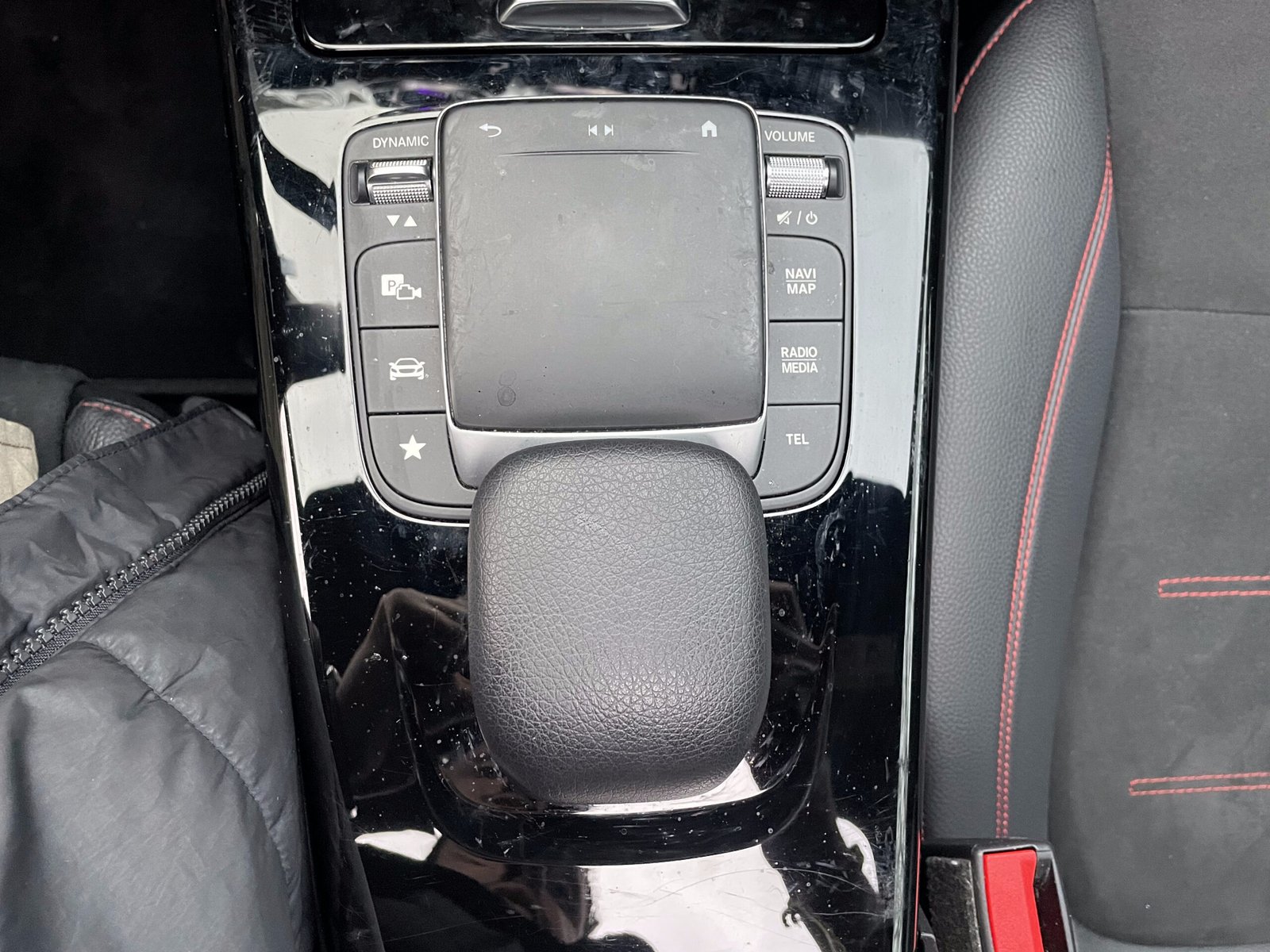 MERCEDES-BENZ Classe A “AMG Line” 200 d 8G-DCT 150 CH