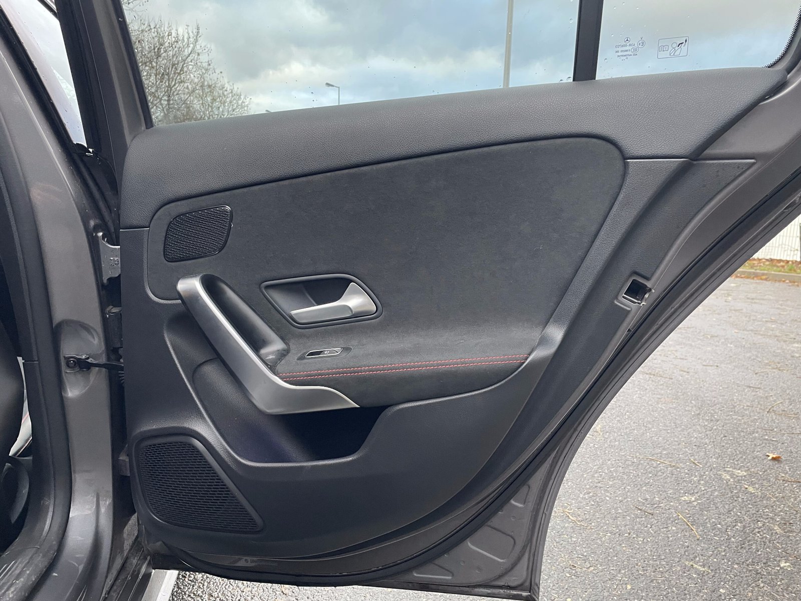 MERCEDES-BENZ Classe A “AMG Line” 200 d 8G-DCT 150 CH