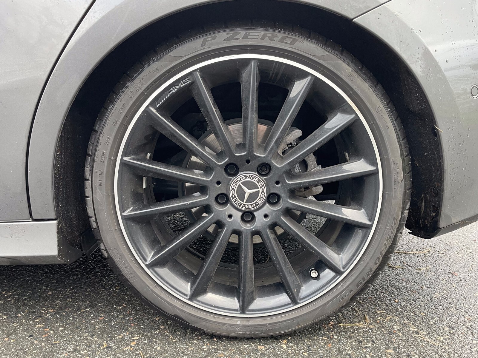 MERCEDES-BENZ Classe A “AMG Line” 200 d 8G-DCT 150 CH