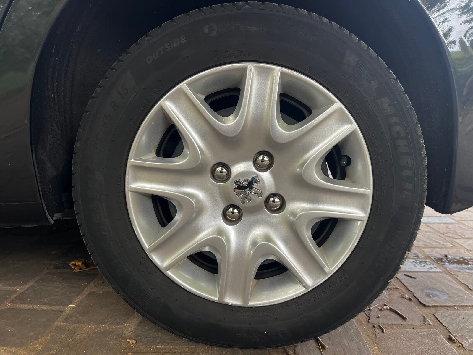 Peugeot 207 5 Portes 1.4 VTi 95Ch « Premium »