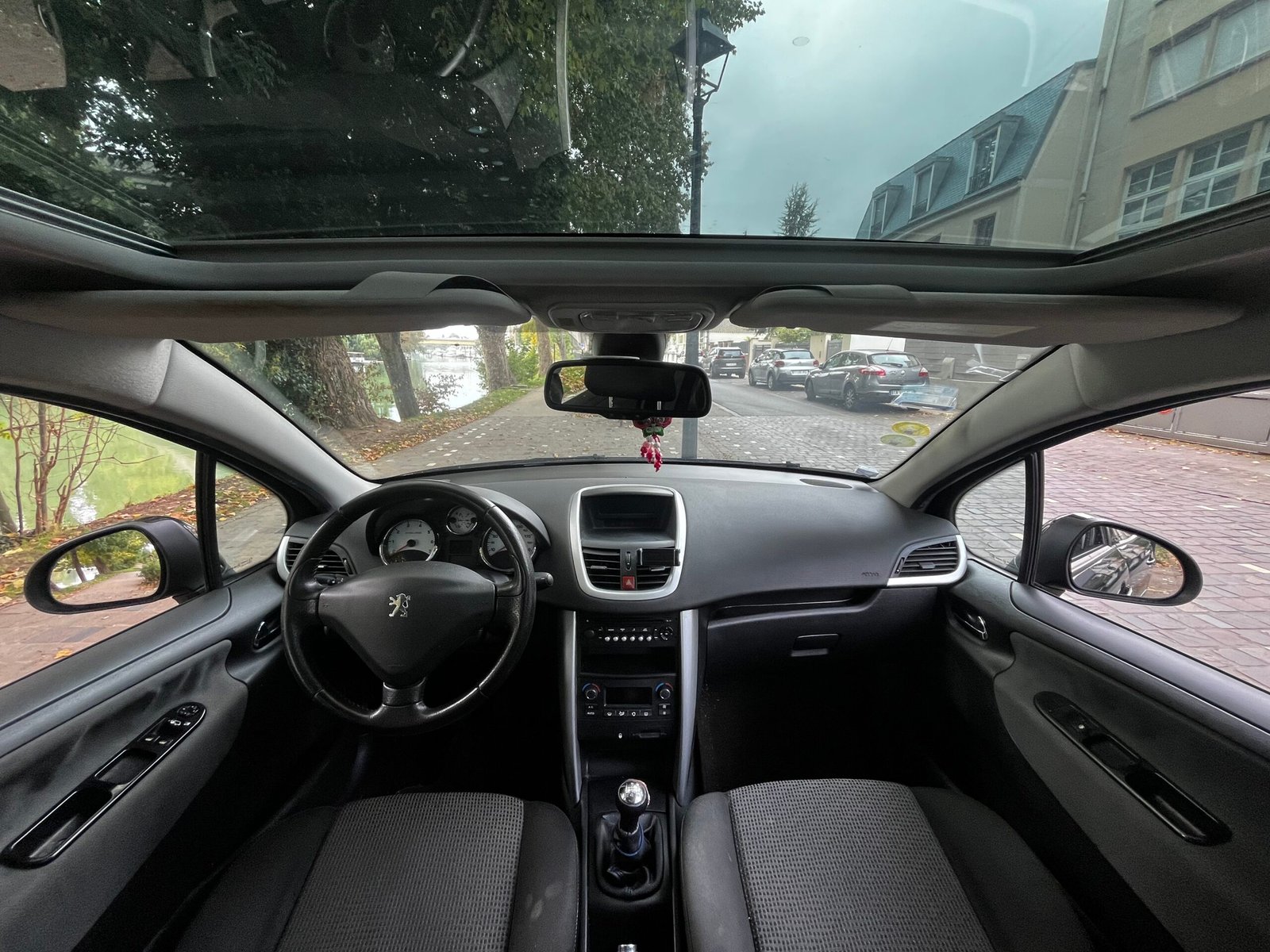 Peugeot 207 5 Portes 1.4 VTi 95Ch « Premium »