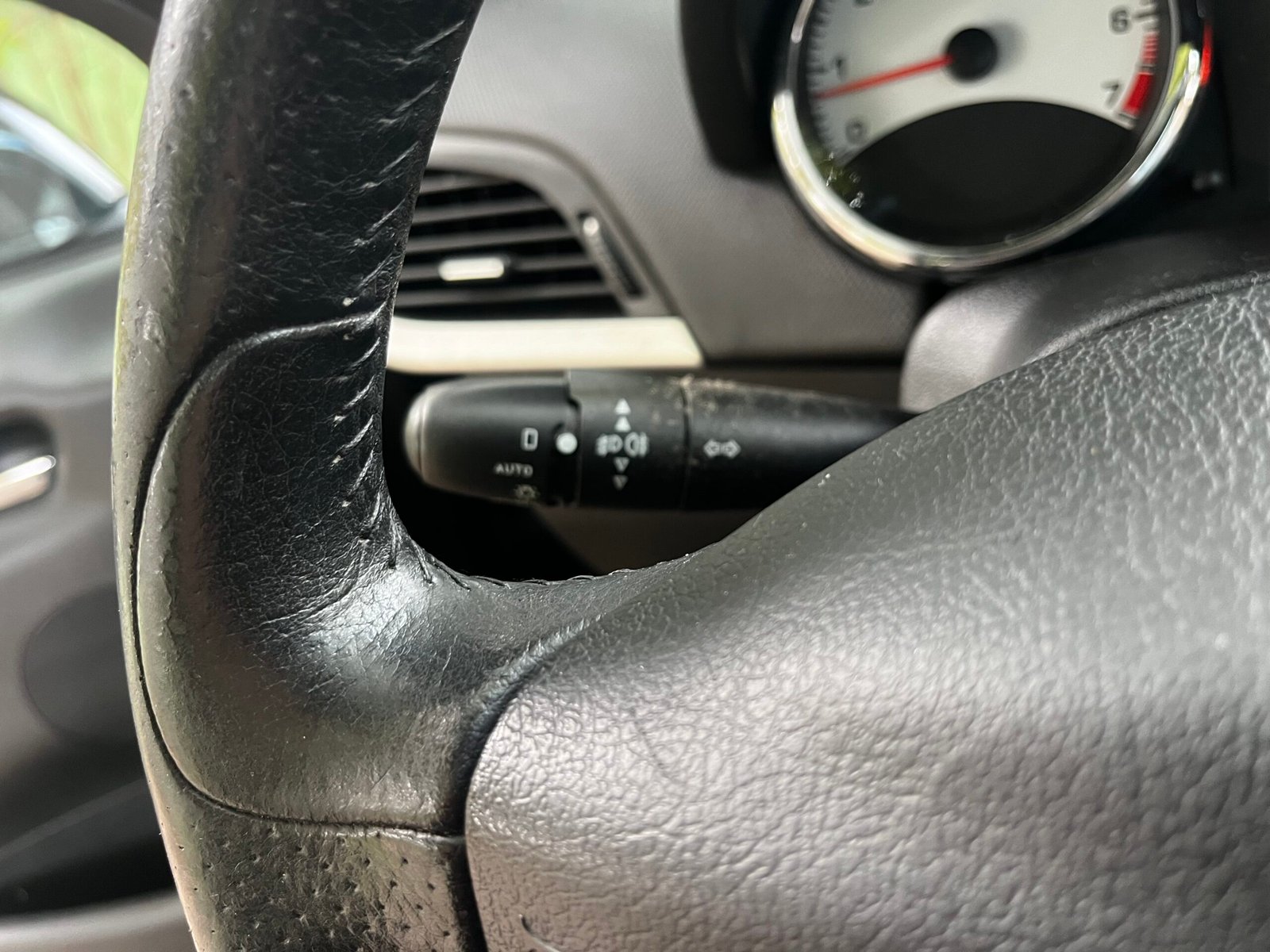 Peugeot 207 5 Portes 1.4 VTi 95Ch « Premium »