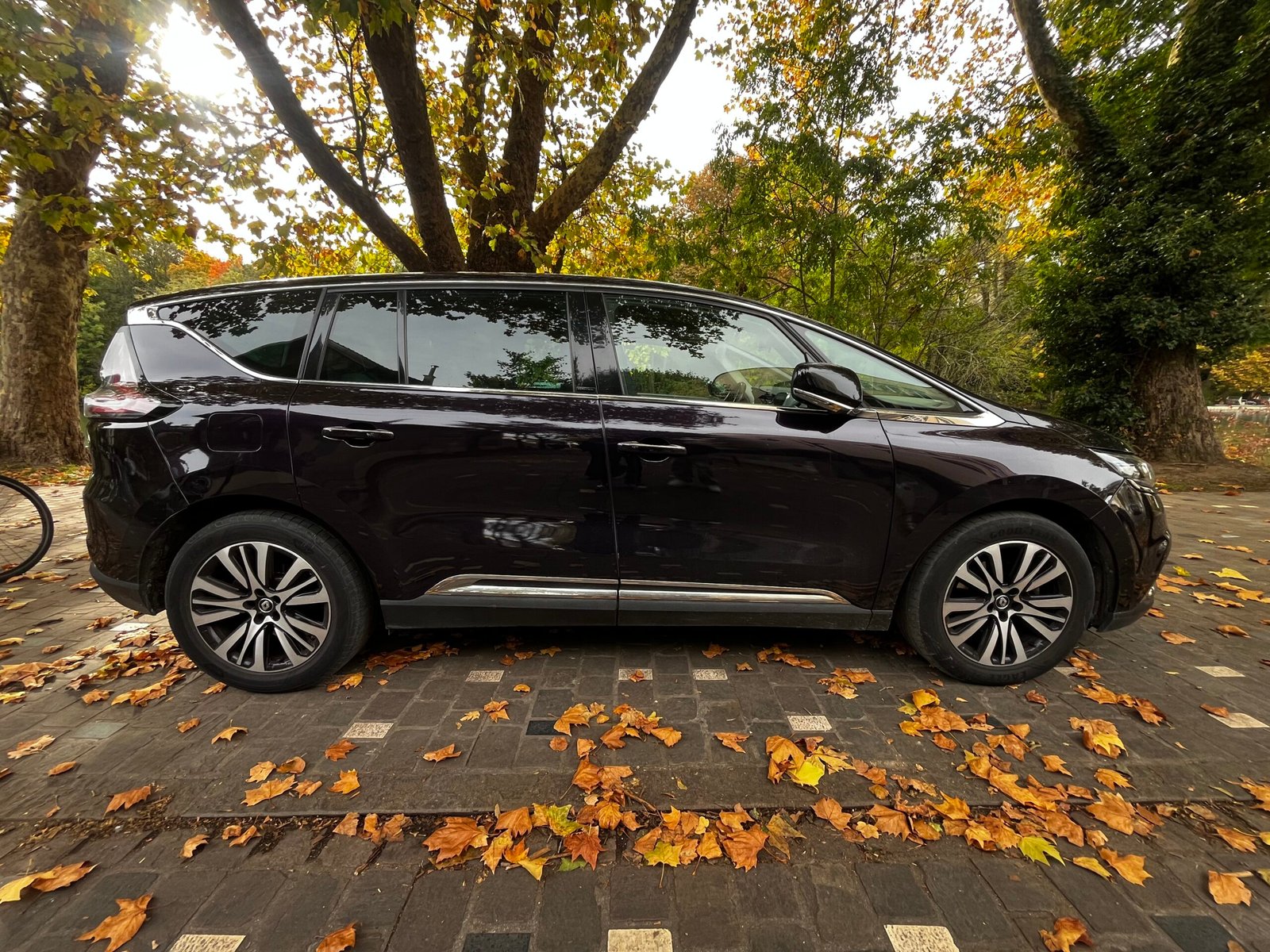 RENAULT Espace V 1.6 dCi 161Ch “Initiale Paris”