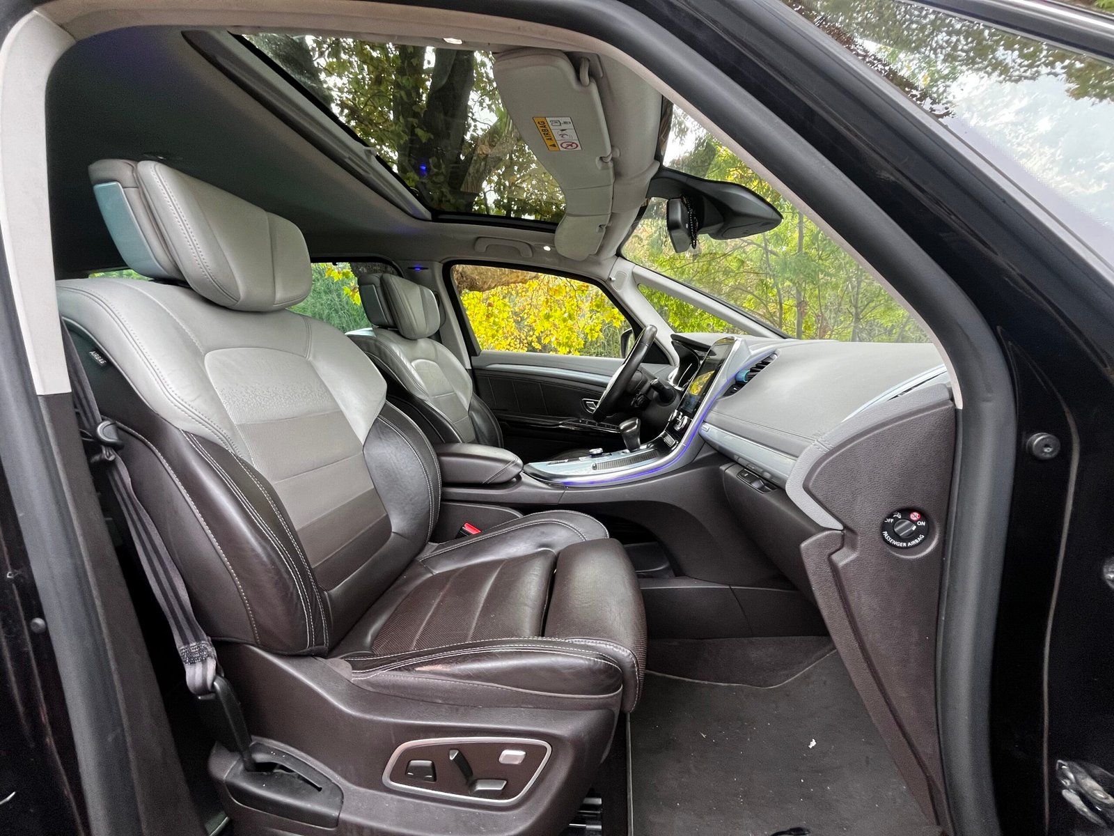 RENAULT Espace V 1.6 dCi 161Ch “Initiale Paris”