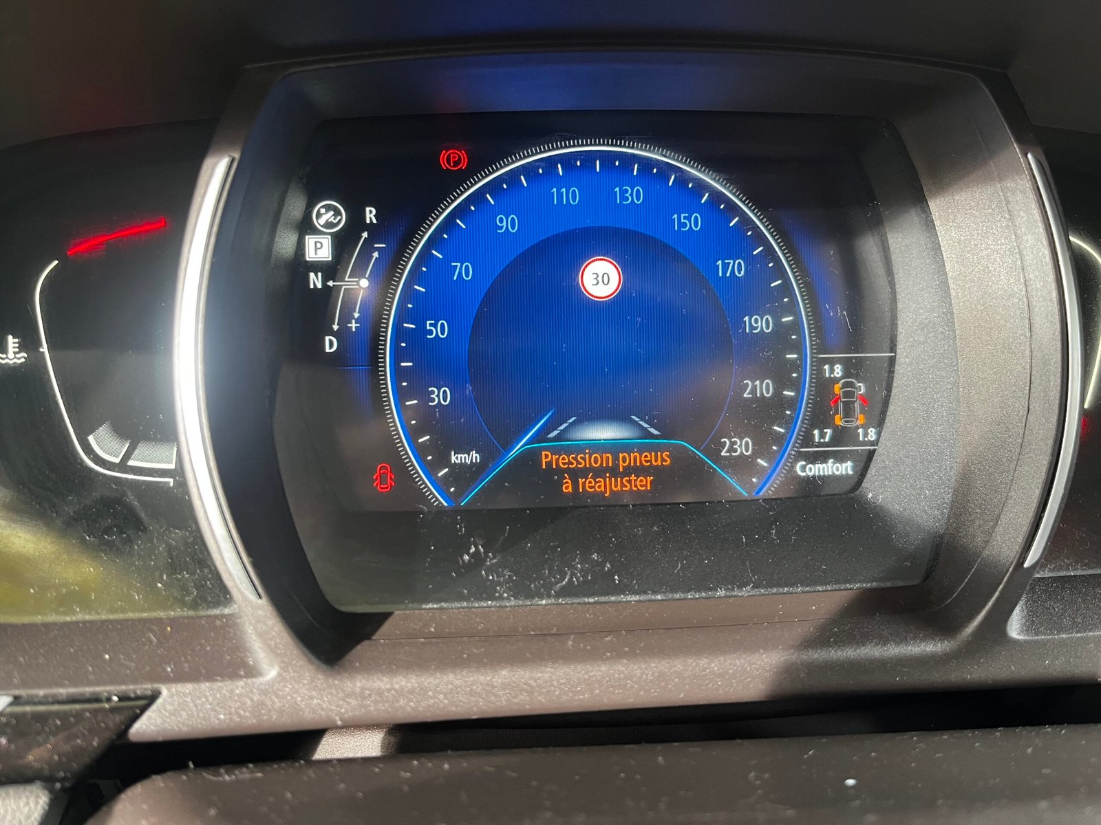 RENAULT Espace V 1.6 dCi 161Ch “Initiale Paris”