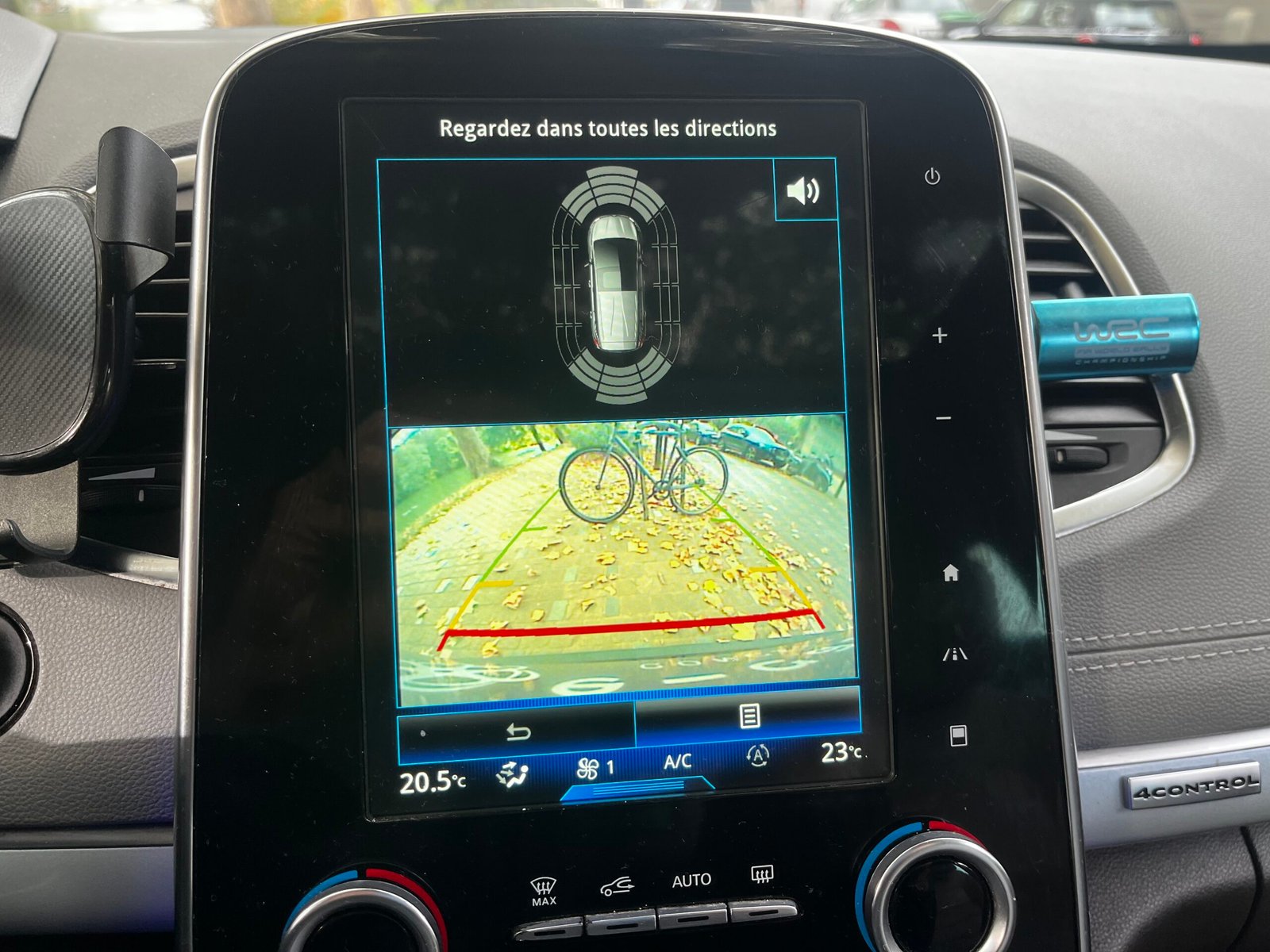 RENAULT Espace V 1.6 dCi 161Ch “Initiale Paris”