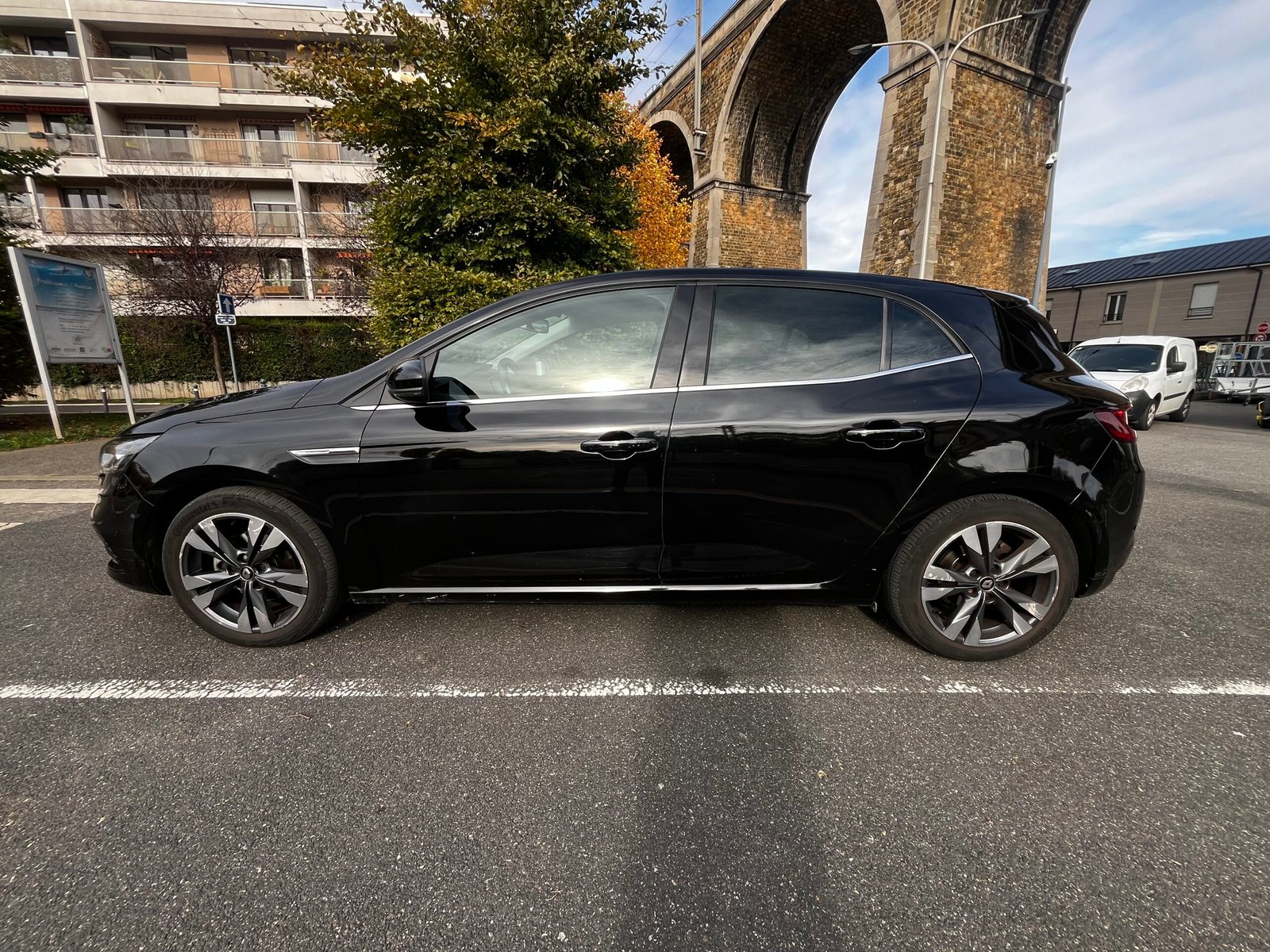 RENAULT Mégane IV 1.3 TCe 140Ch “Intens”