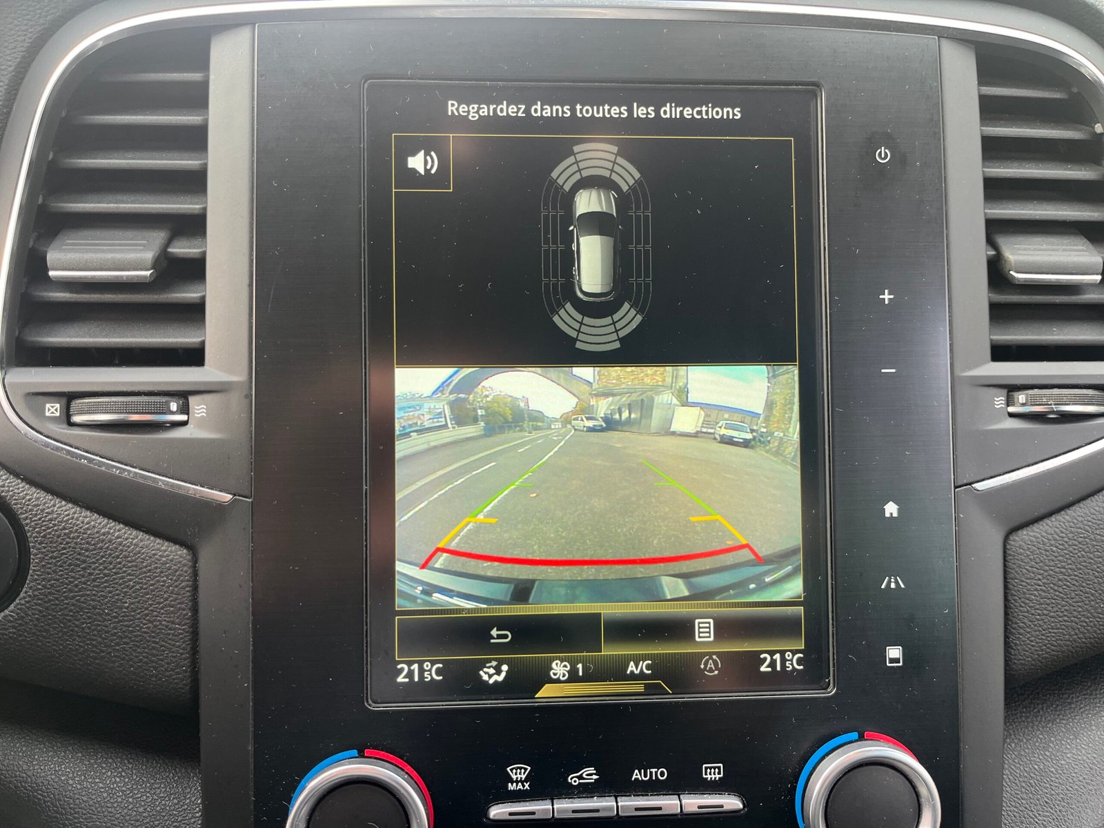 RENAULT Mégane IV 1.3 TCe 140Ch “Intens”