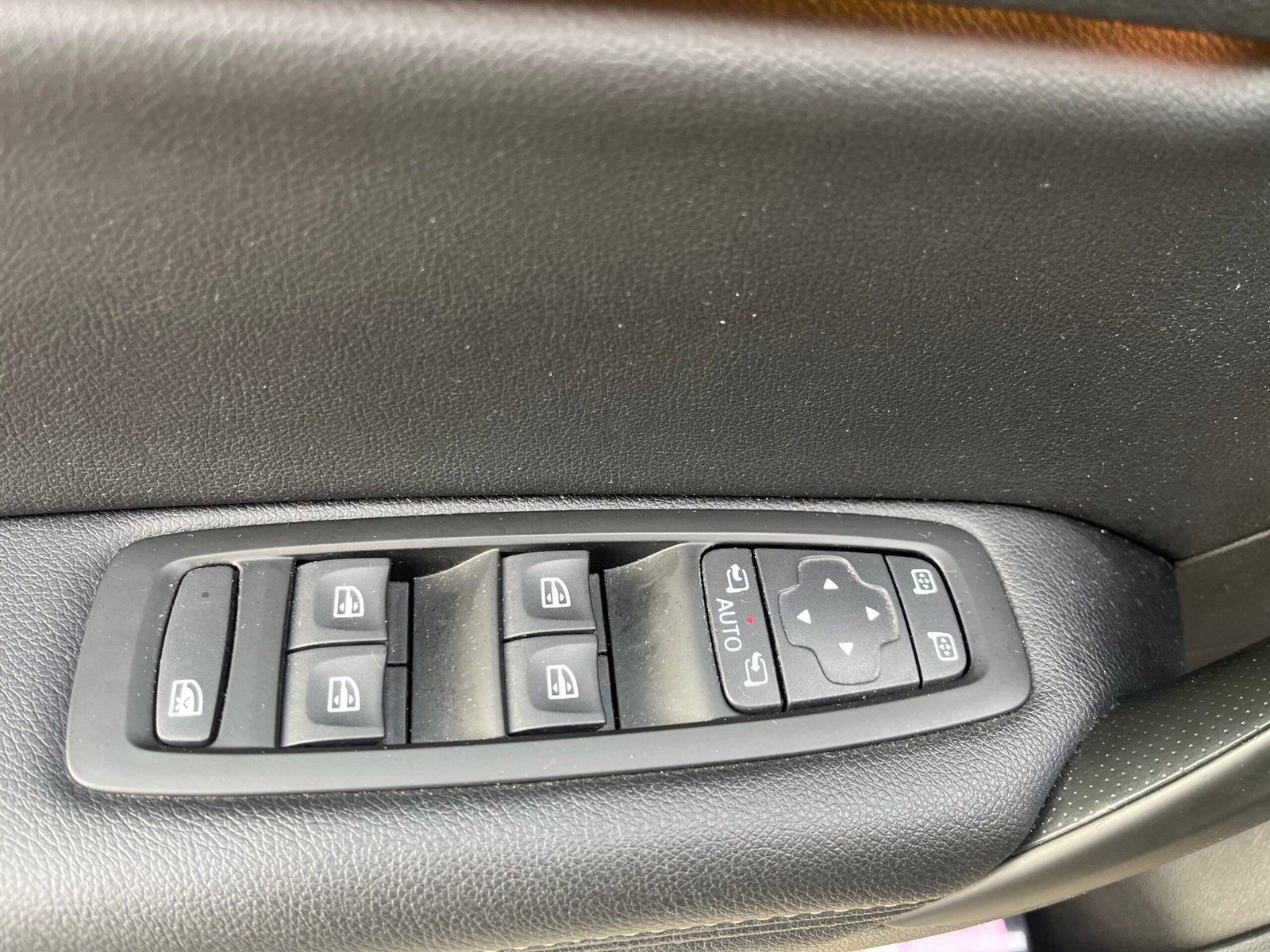 RENAULT Mégane IV 1.3 TCe 140Ch “Intens”