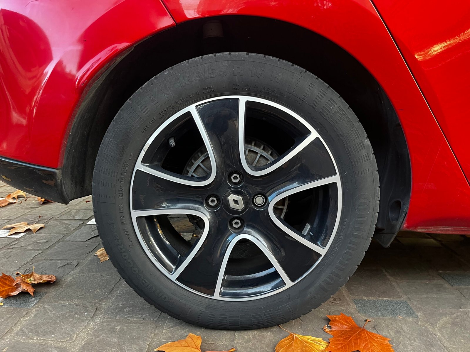 Renault Clio IV Estate 1.5 dCi S&S 90Ch “Dynamique”