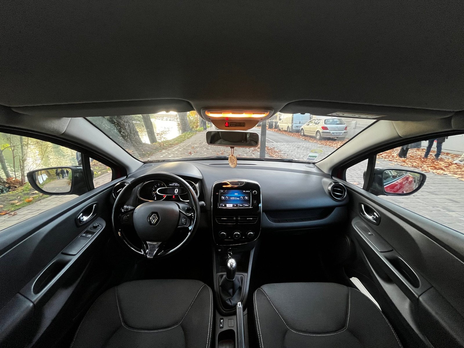 Renault Clio IV Estate 1.5 dCi S&S 90Ch “Dynamique”