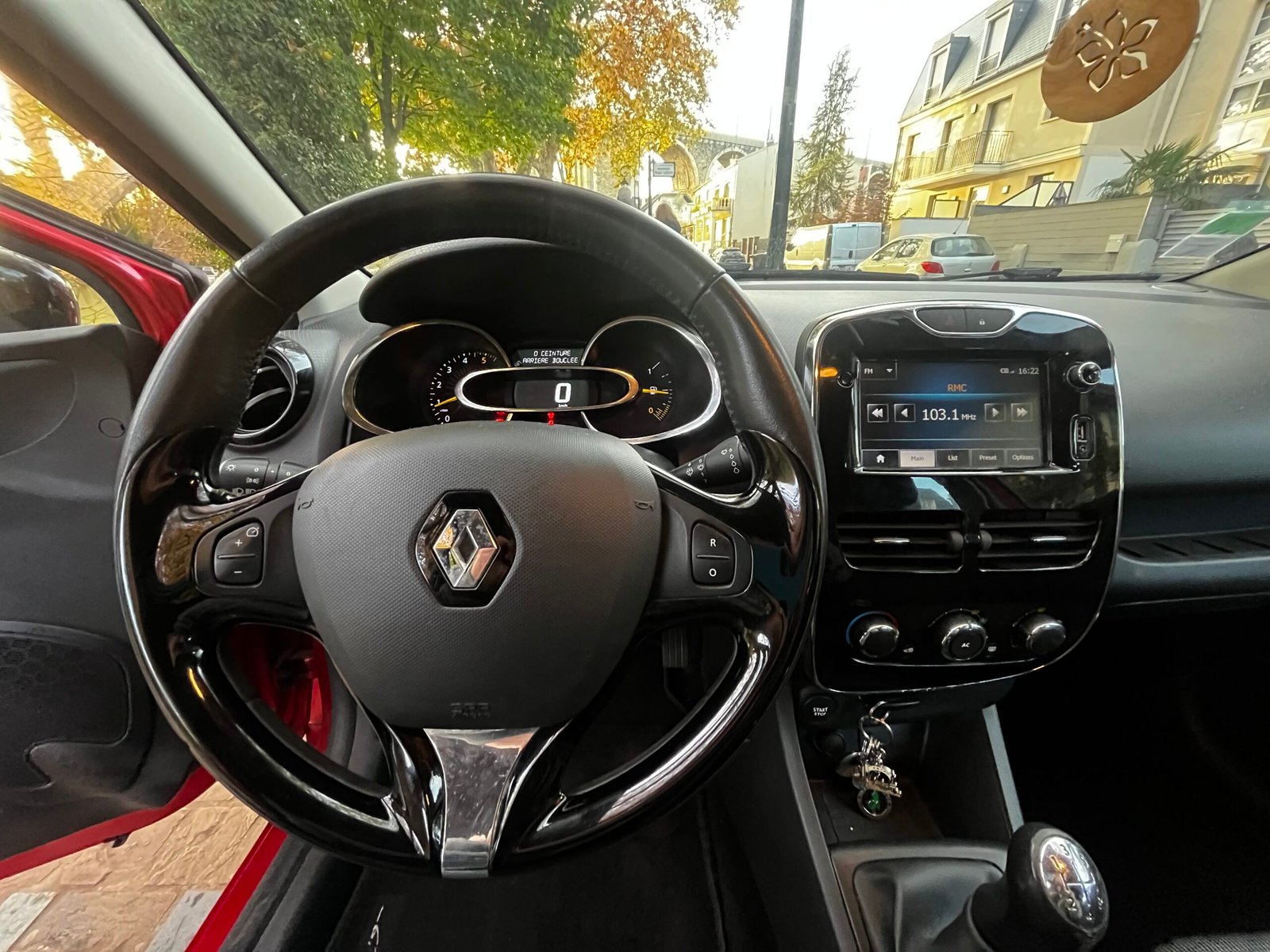 Renault Clio IV Estate 1.5 dCi S&S 90Ch “Dynamique”