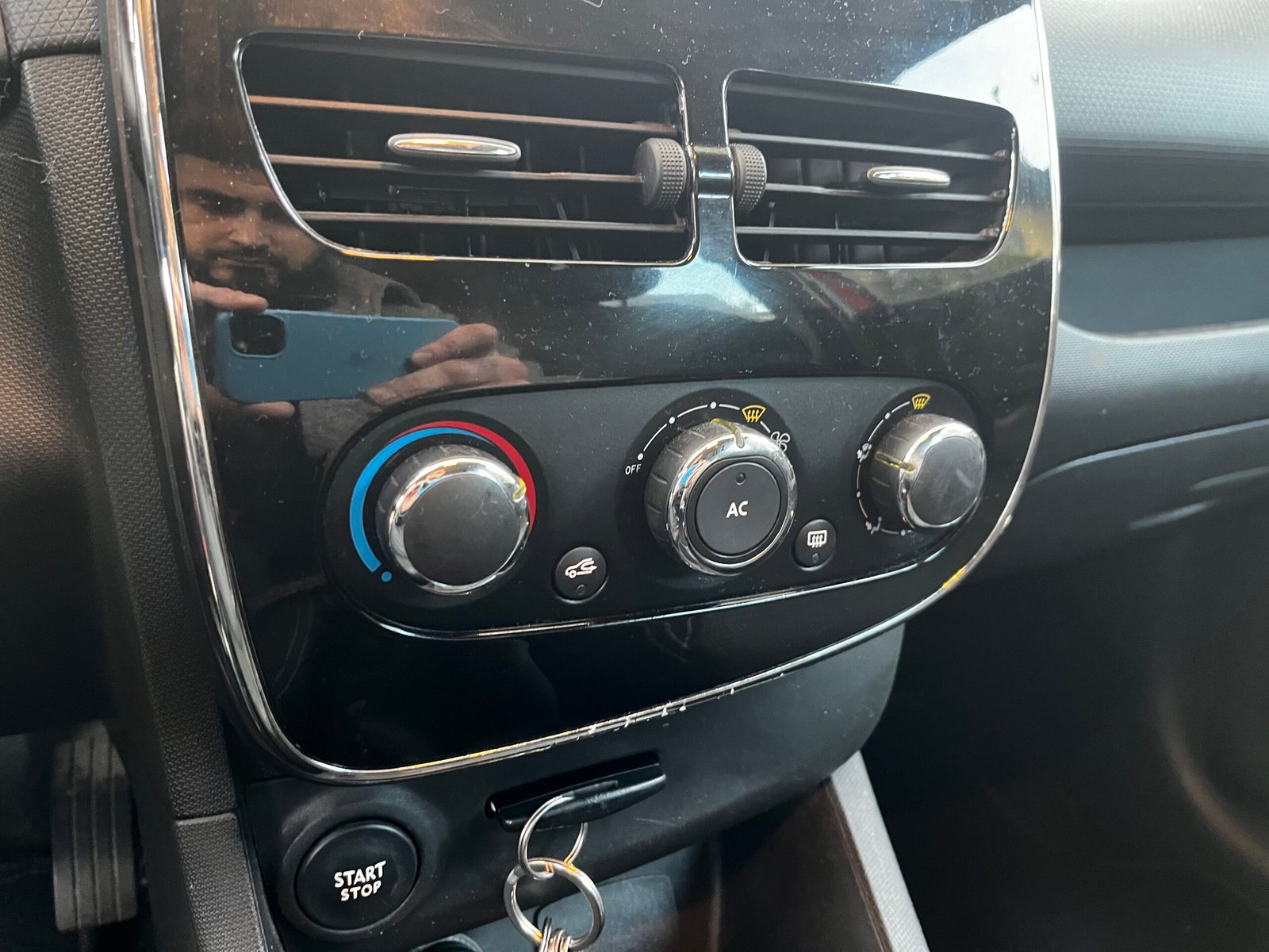 Renault Clio IV Estate 1.5 dCi S&S 90Ch “Dynamique”