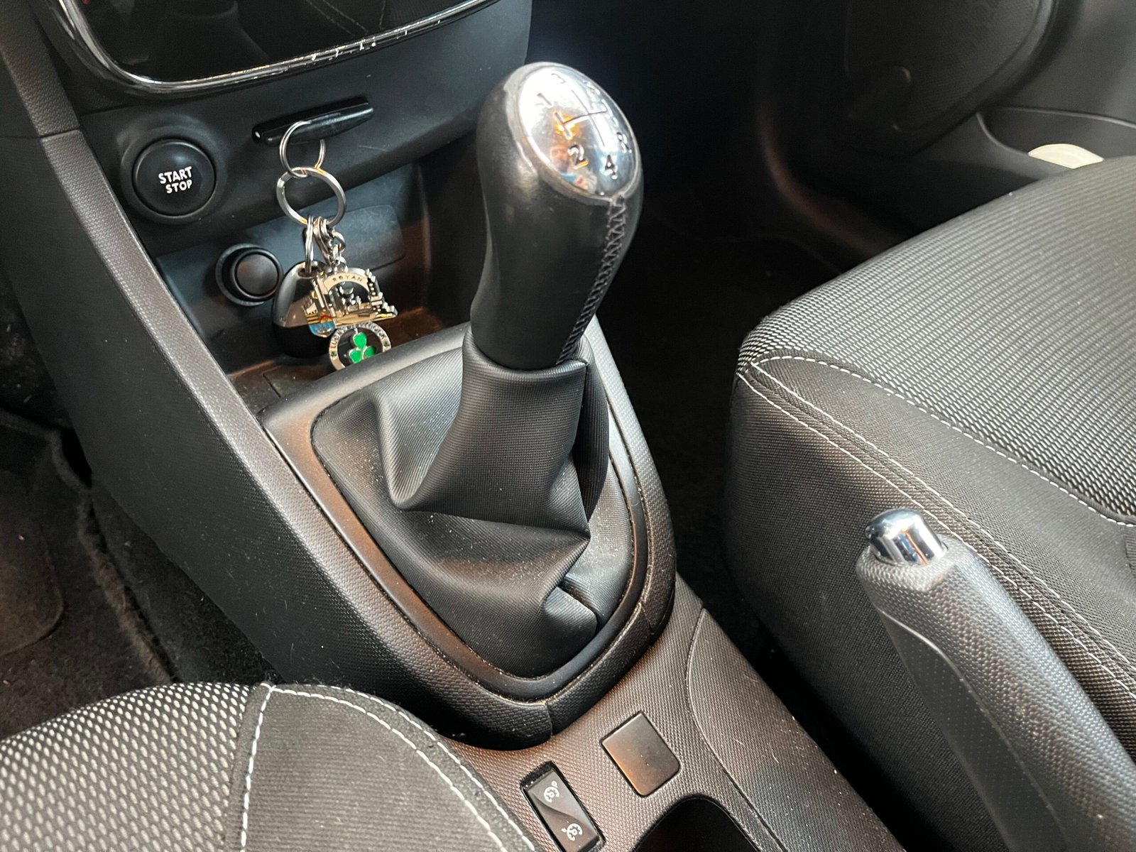 Renault Clio IV Estate 1.5 dCi S&S 90Ch “Dynamique”