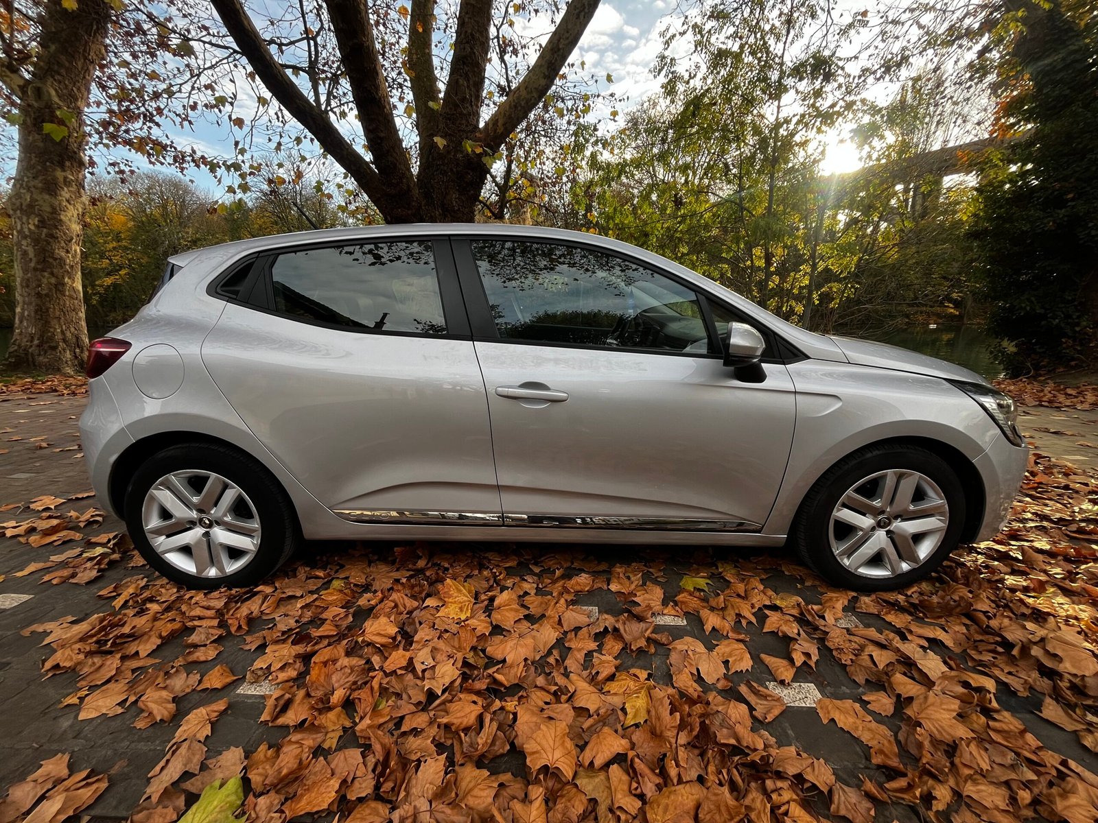 RENAULT Clio V 1.0 TCe 12V S&S 90Ch “Business”