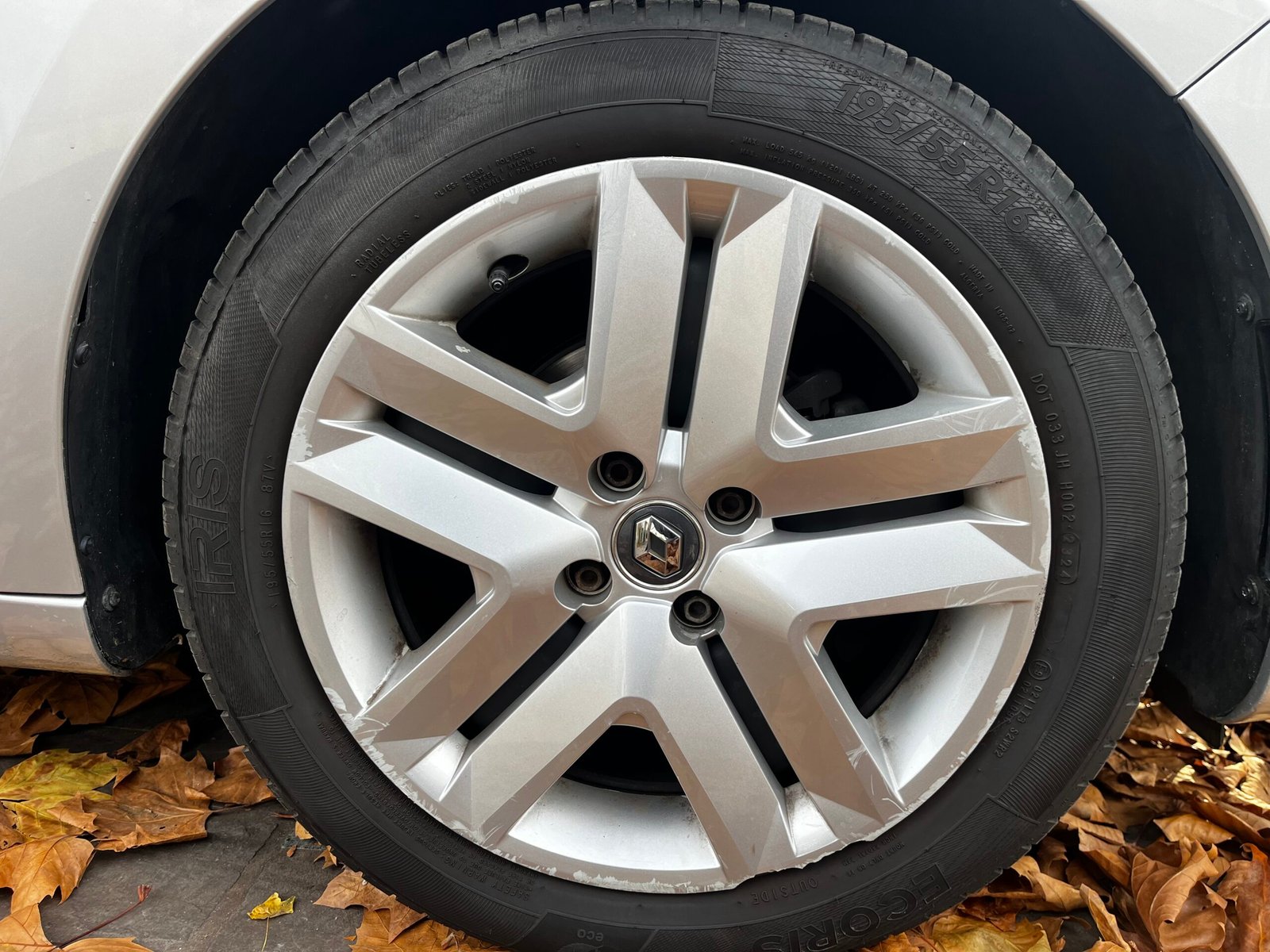 RENAULT Clio V 1.0 TCe 12V S&S 90Ch “Business”