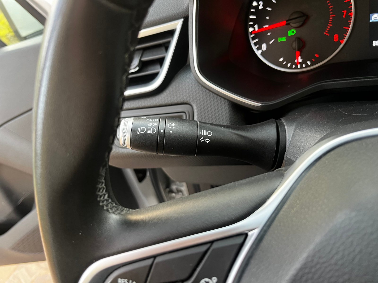 RENAULT Clio V 1.0 TCe 12V S&S 90Ch “Business”