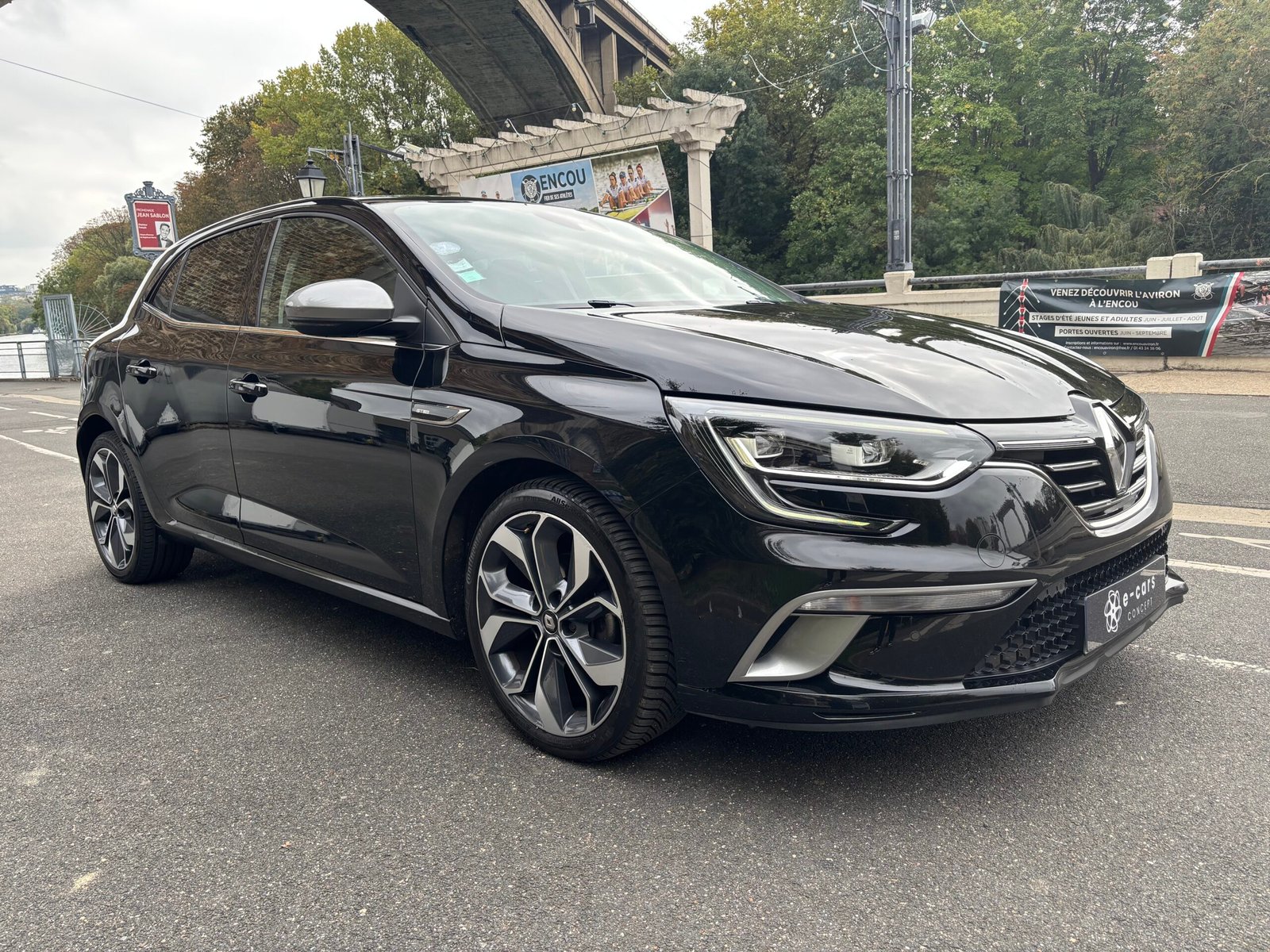 RENAULT Mégane IV Hatchback 1.2 130Ch “GT Line”