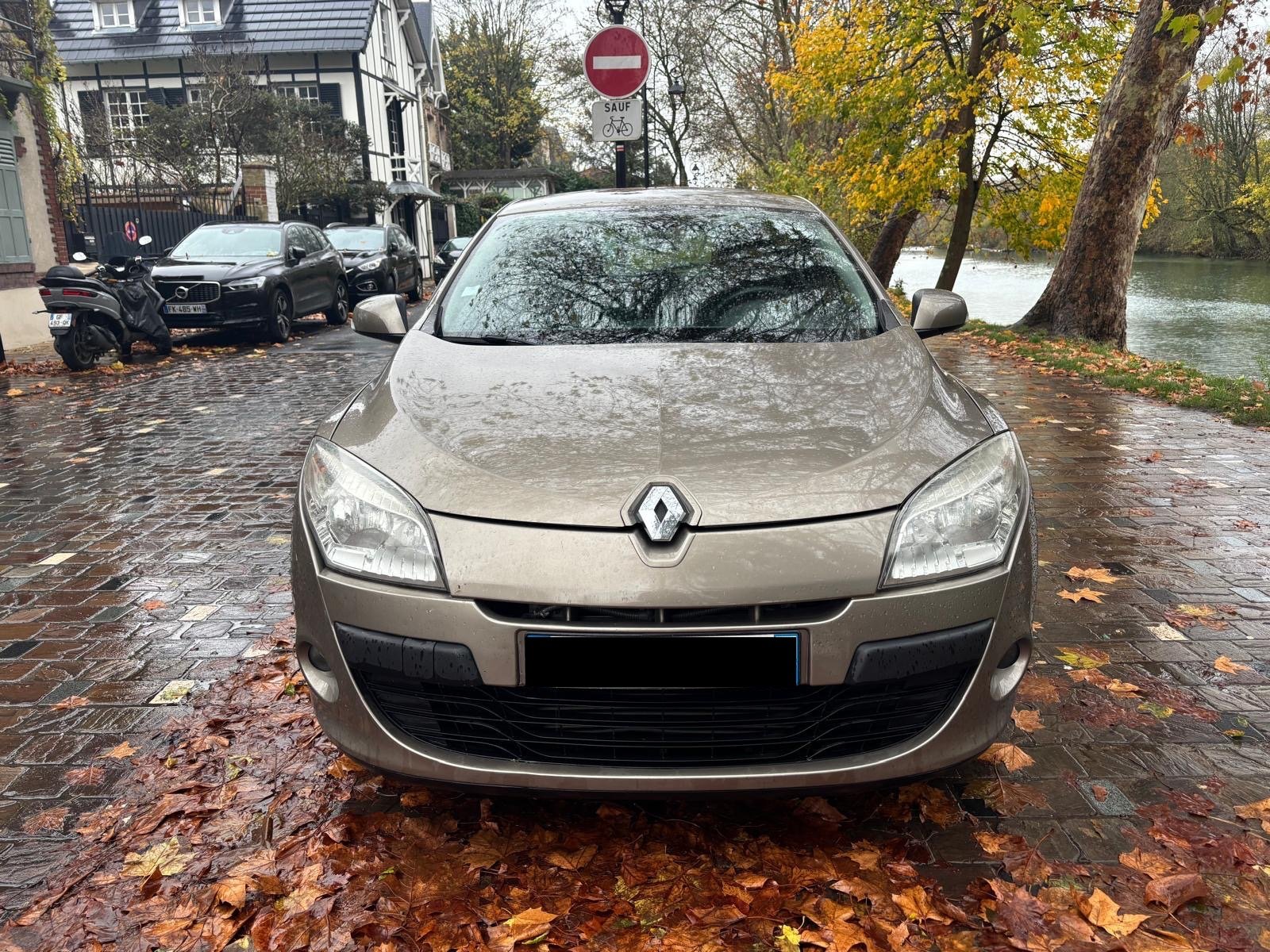 RENAULT Mégane III Hatchback 1.4 TCe 16V 130 cv