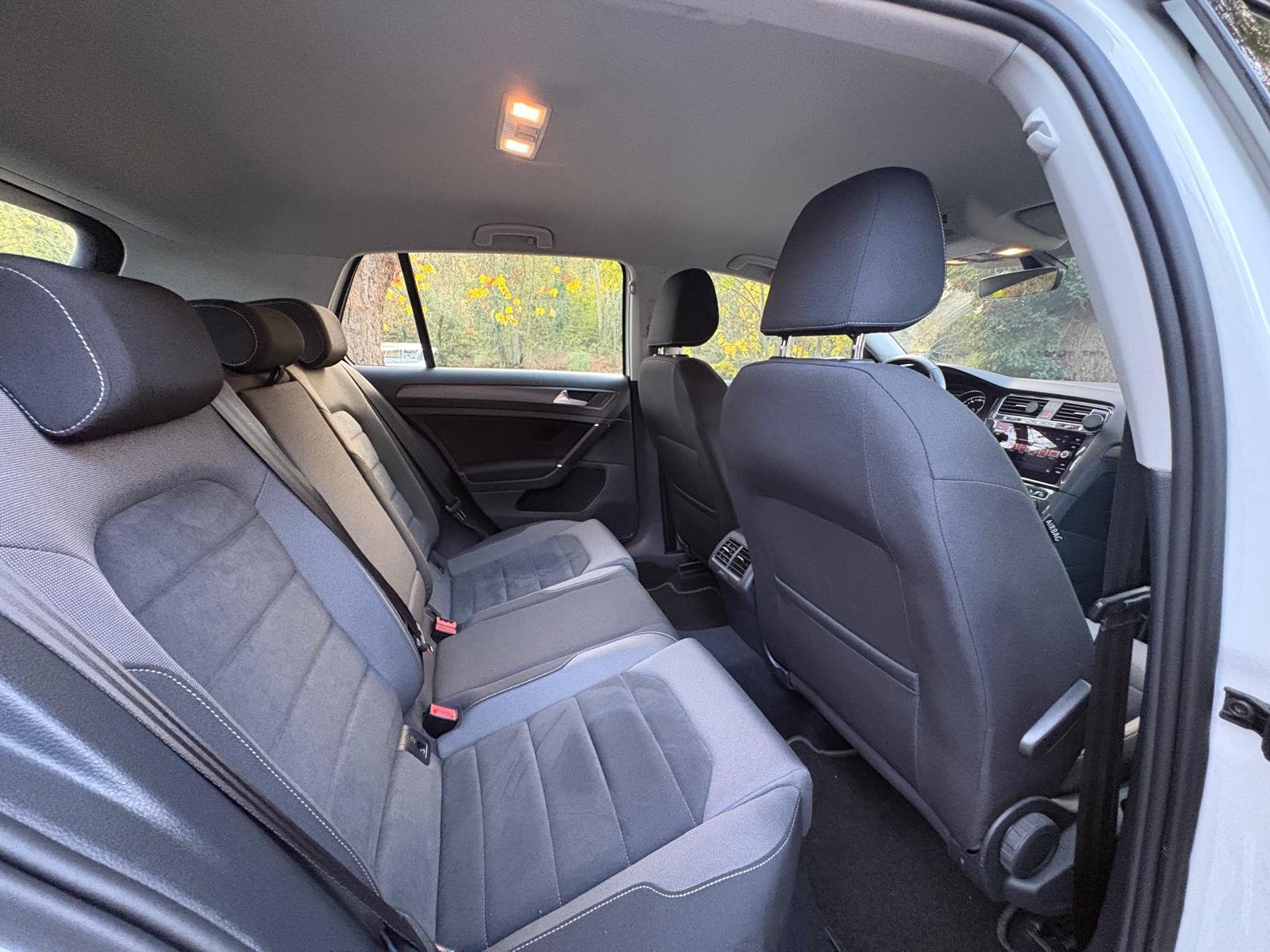 VOLKSWAGEN Golf VII 5 Portes Phase 2 1.5 TSI DSG7 150 cv Boîte R-Line