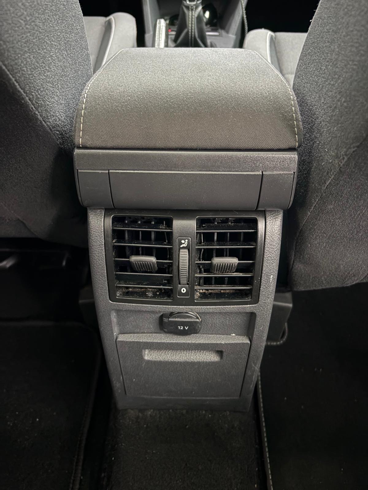 VOLKSWAGEN Touran Phase 3 1.2 TSi 105Ch “Match”