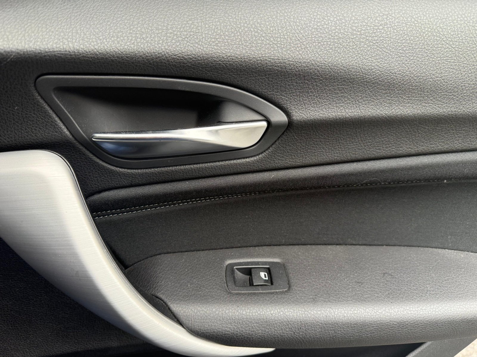 BMW Série 1 Pack M Sport Ultimate(F20) LCI 5 portes 120i 2.0 i 16V 184 cv Boîte auto