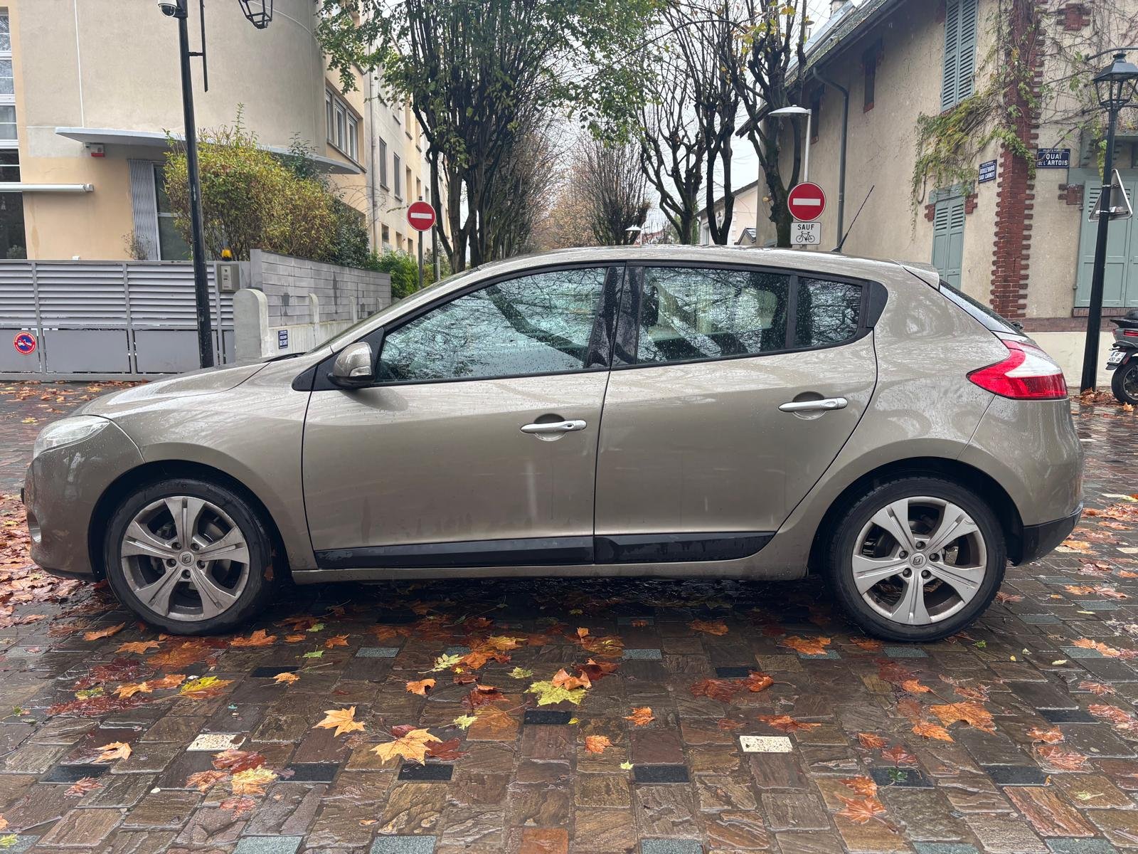 RENAULT Mégane III Hatchback 1.4 TCe 16V 130 cv
