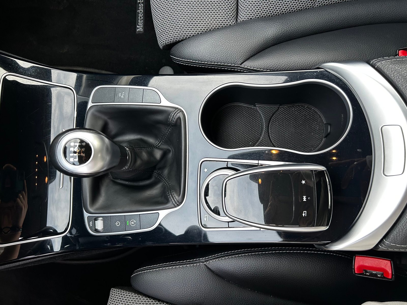 MERCEDES-BENZ Classe C Executive (205) Berline 180 CDi 1.6 CDI 16V BlueTEC 116 cv