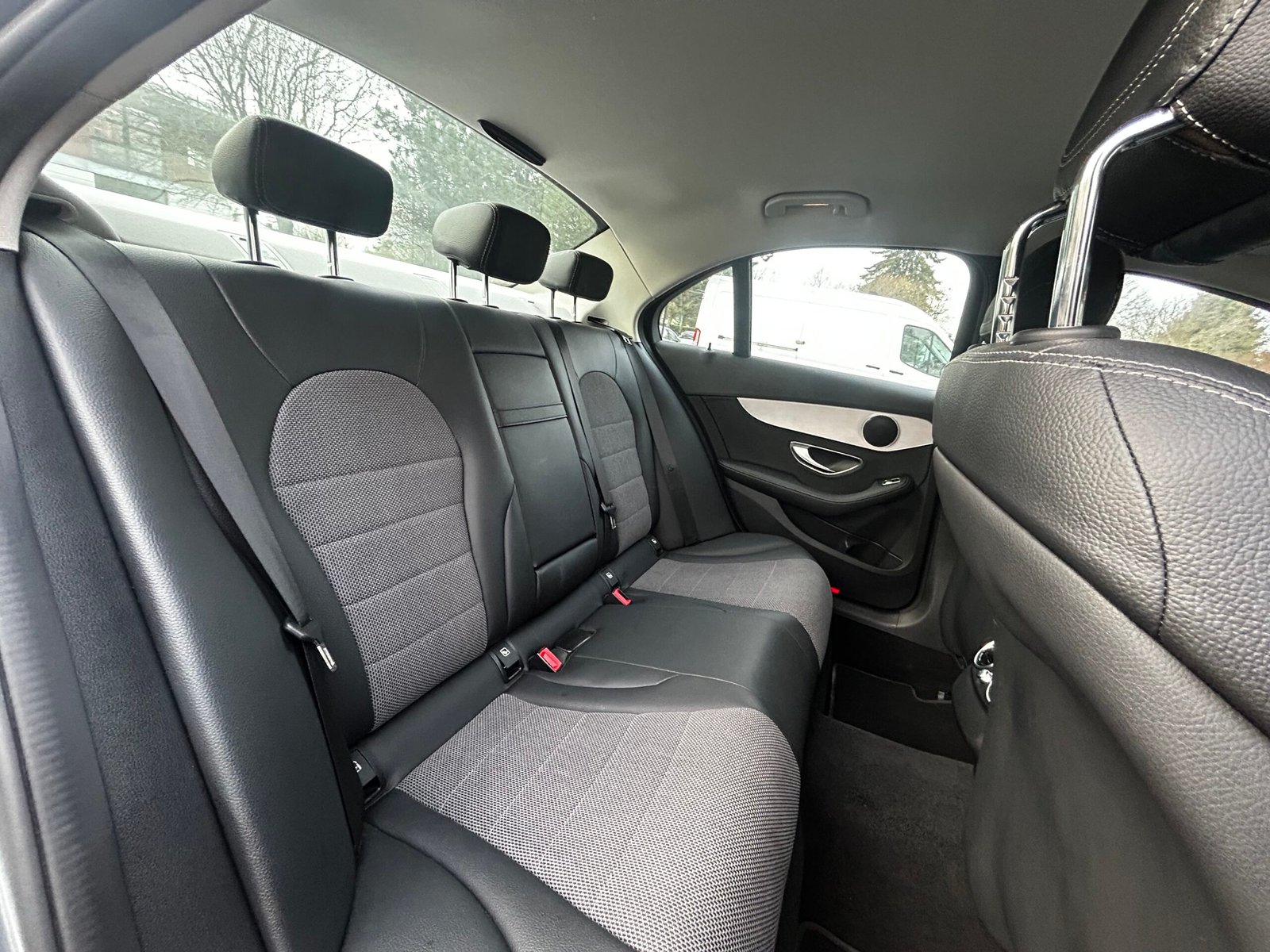 MERCEDES-BENZ Classe C Executive (205) Berline 180 CDi 1.6 CDI 16V BlueTEC 116 cv