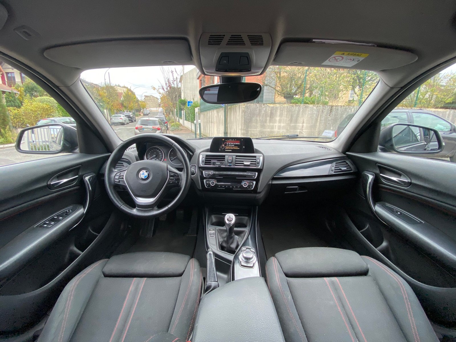 BMW Serie 1 (F20) LCI 116d SPORT