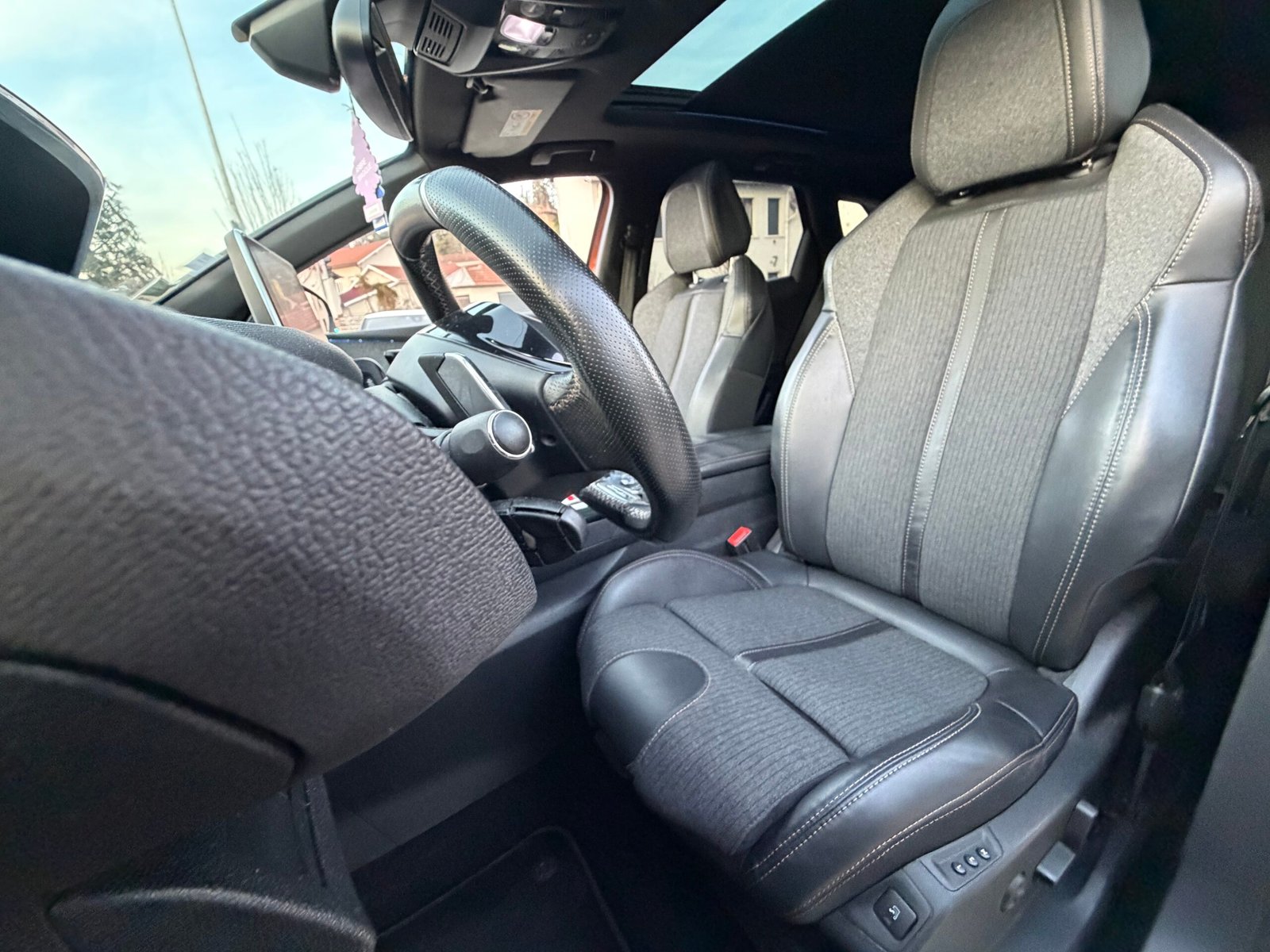 Peugeot 3008 130ch boîte auto 1.2 THP PureTech