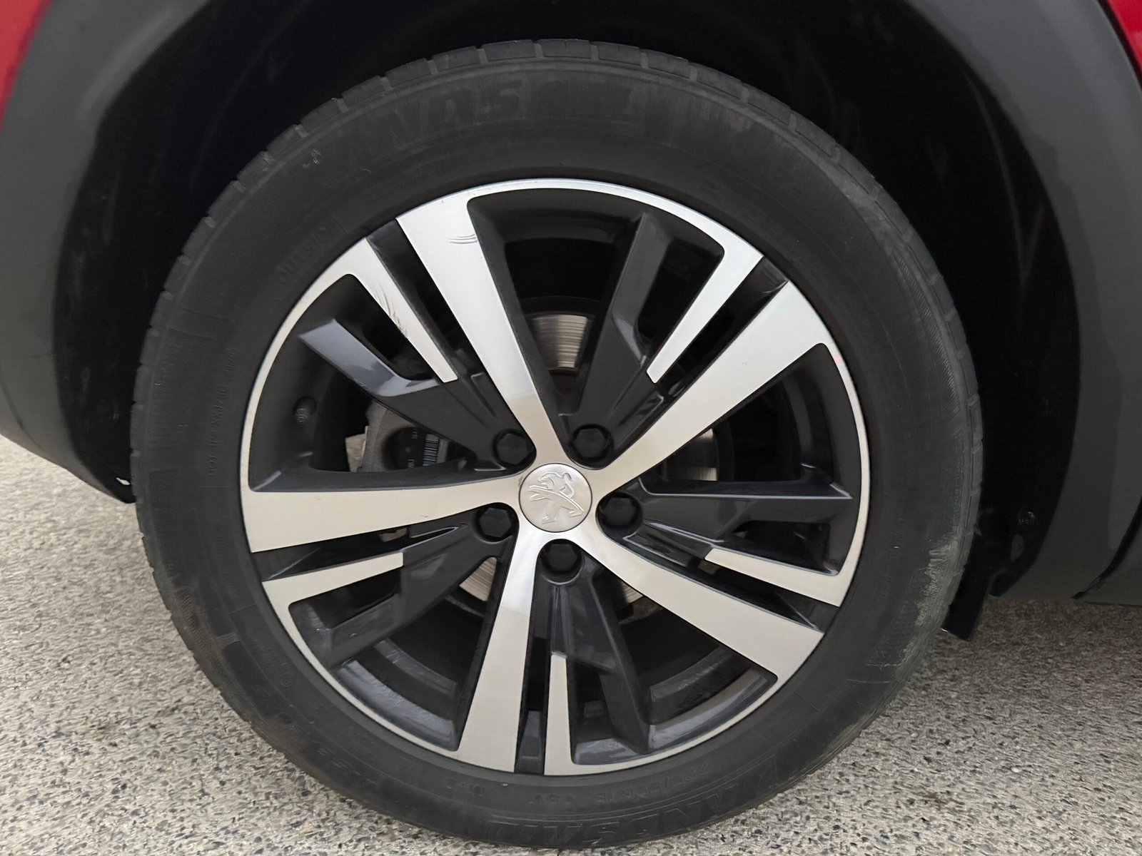 Peugeot 3008 GT LINE 1,5 BlueHDI 130ch