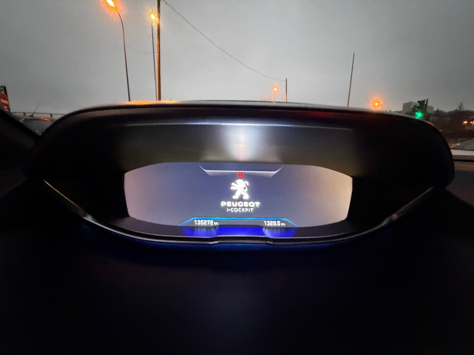 Peugeot 3008 GT LINE 1,5 BlueHDI 130ch