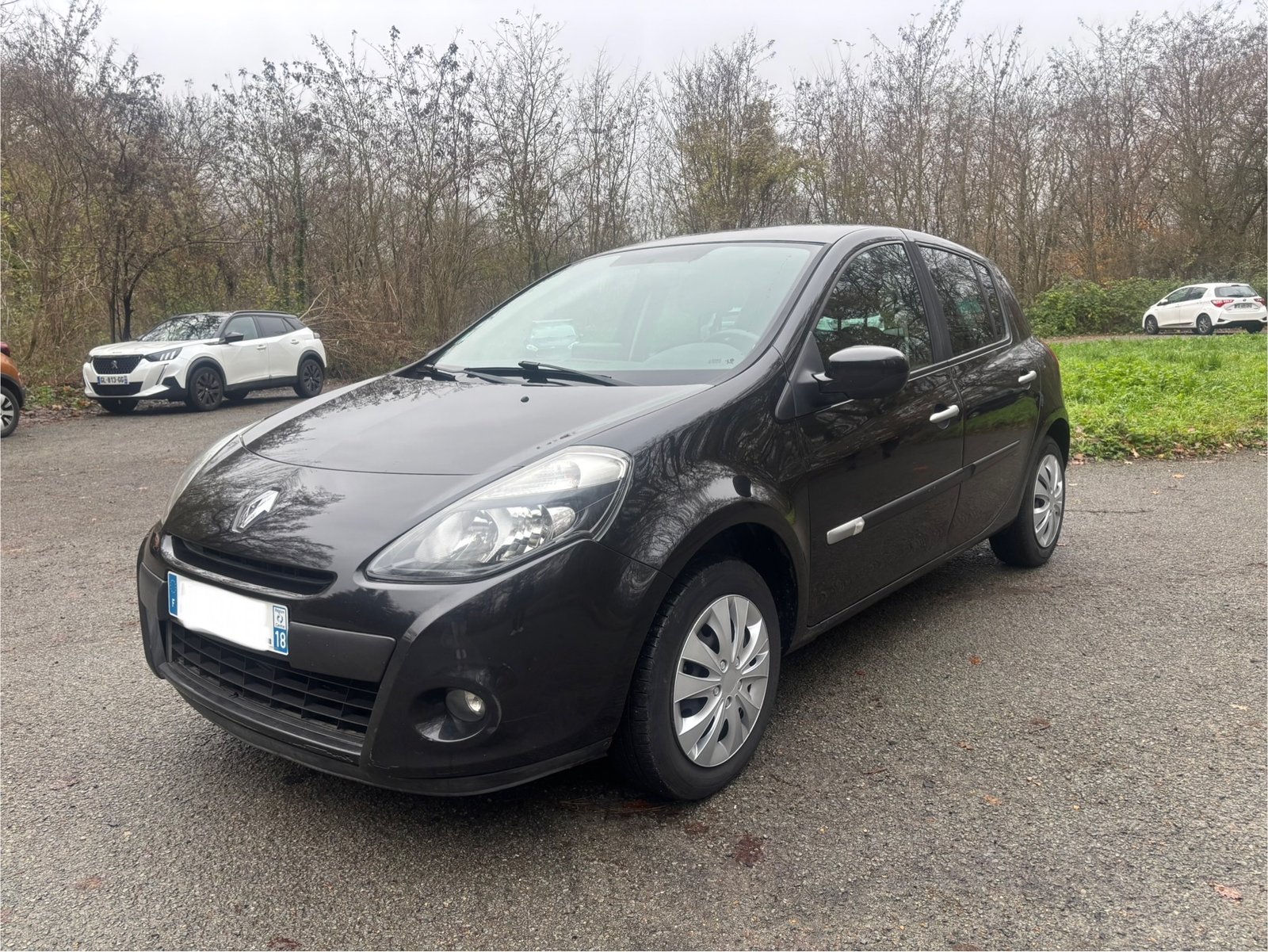 RENAULT Clio III 5 Portes Phase 2 1.2 TCe 100 TomTom
